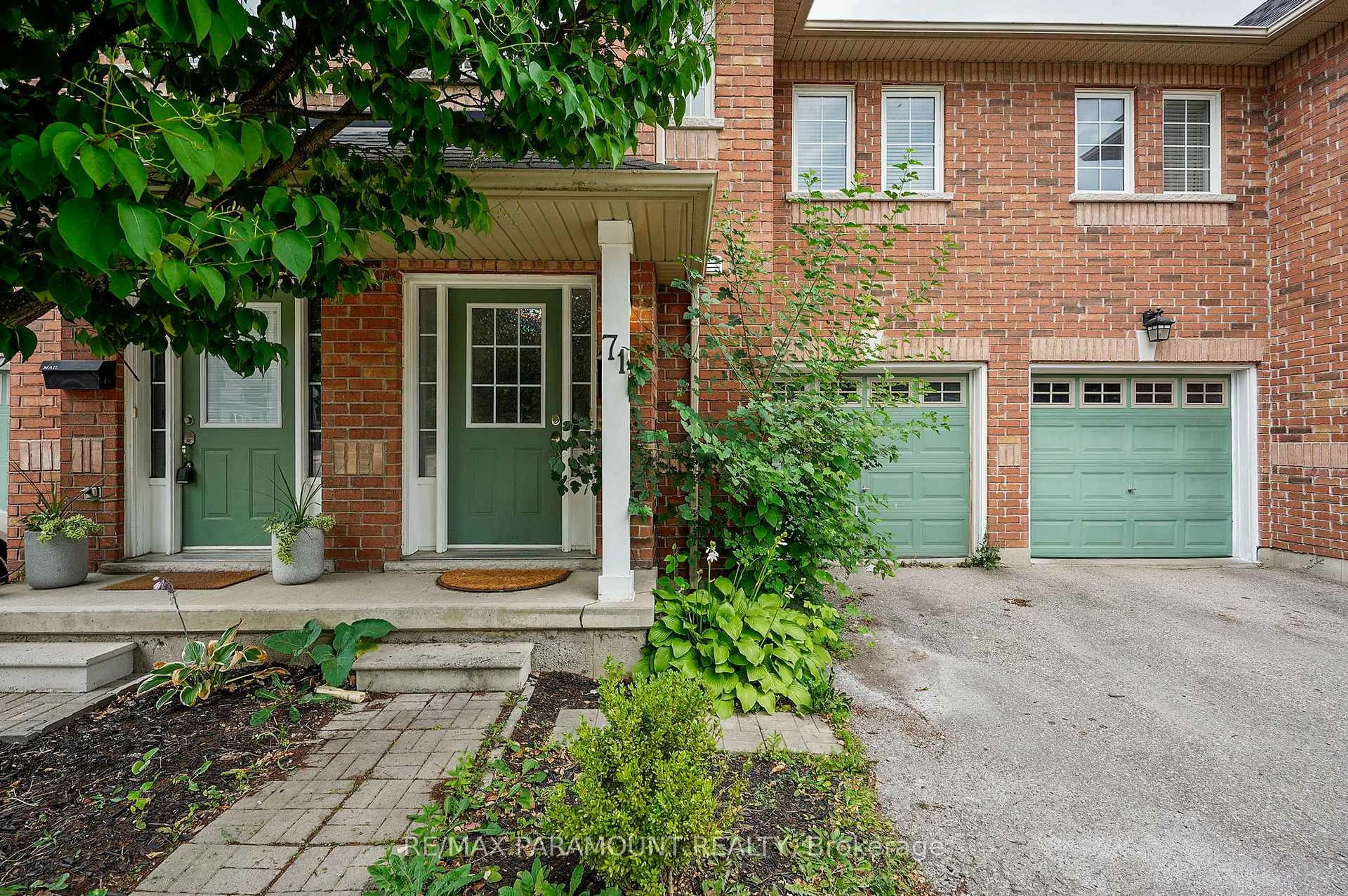 Home with brick exterior material, street for 250 Ainslie St #71, Cambridge Ontario N1R 8P8