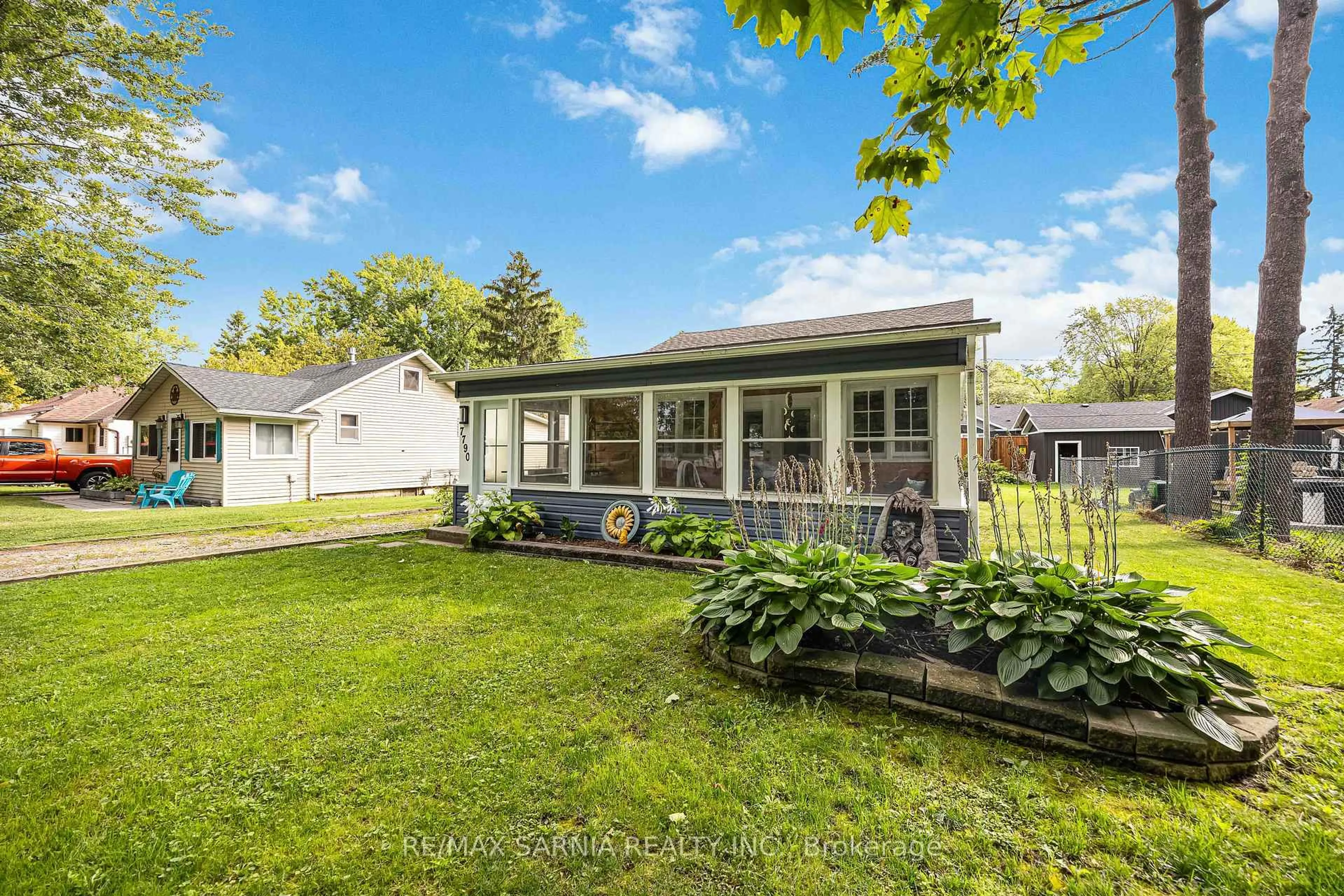 Unknown for 7790 Gallie St, Plympton-Wyoming Ontario N0N 1J6