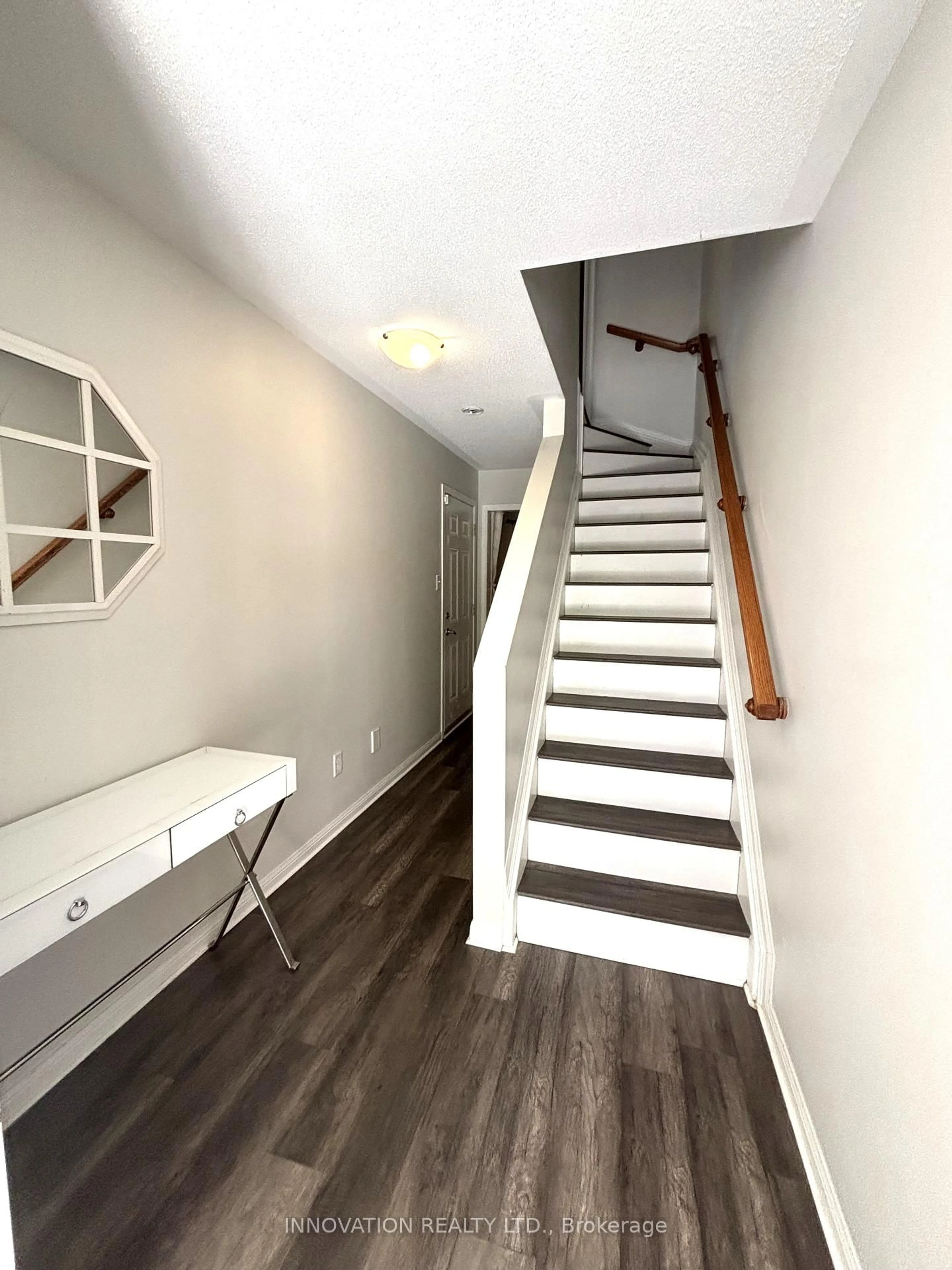Unknown for 706 SANIBEL Private, Ottawa Ontario K2H 0A7