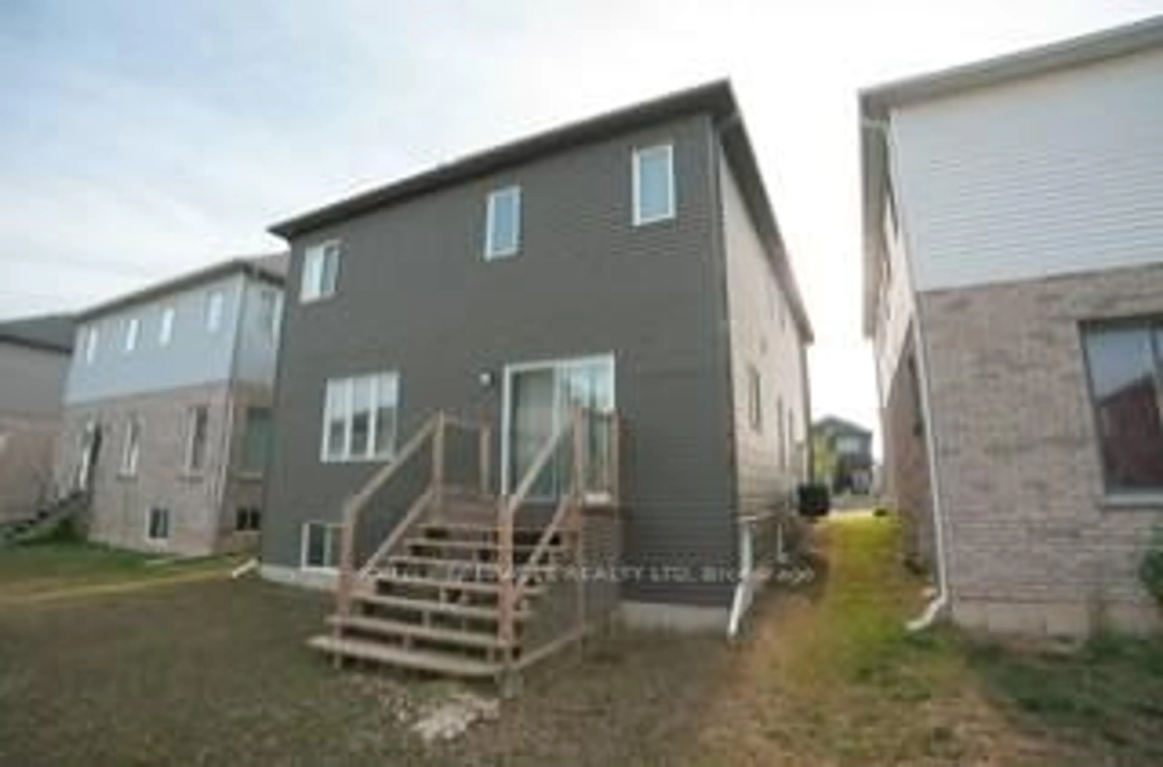 Unknown for 244 Bethune Ave, Welland Ontario L3B 0H6