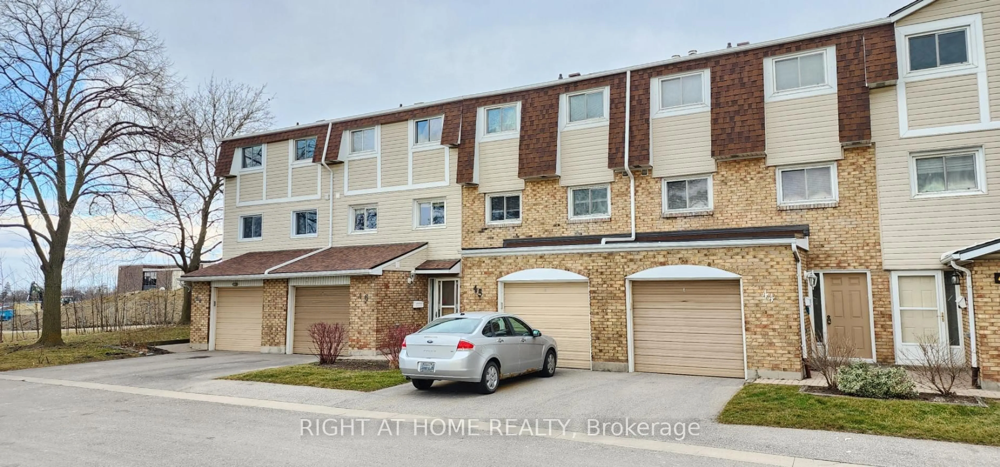 A pic from outside/outdoor area/front of a property/back of a property/a pic from drone, street for 11 Harrisford St #43, Hamilton Ontario L8K 6L7