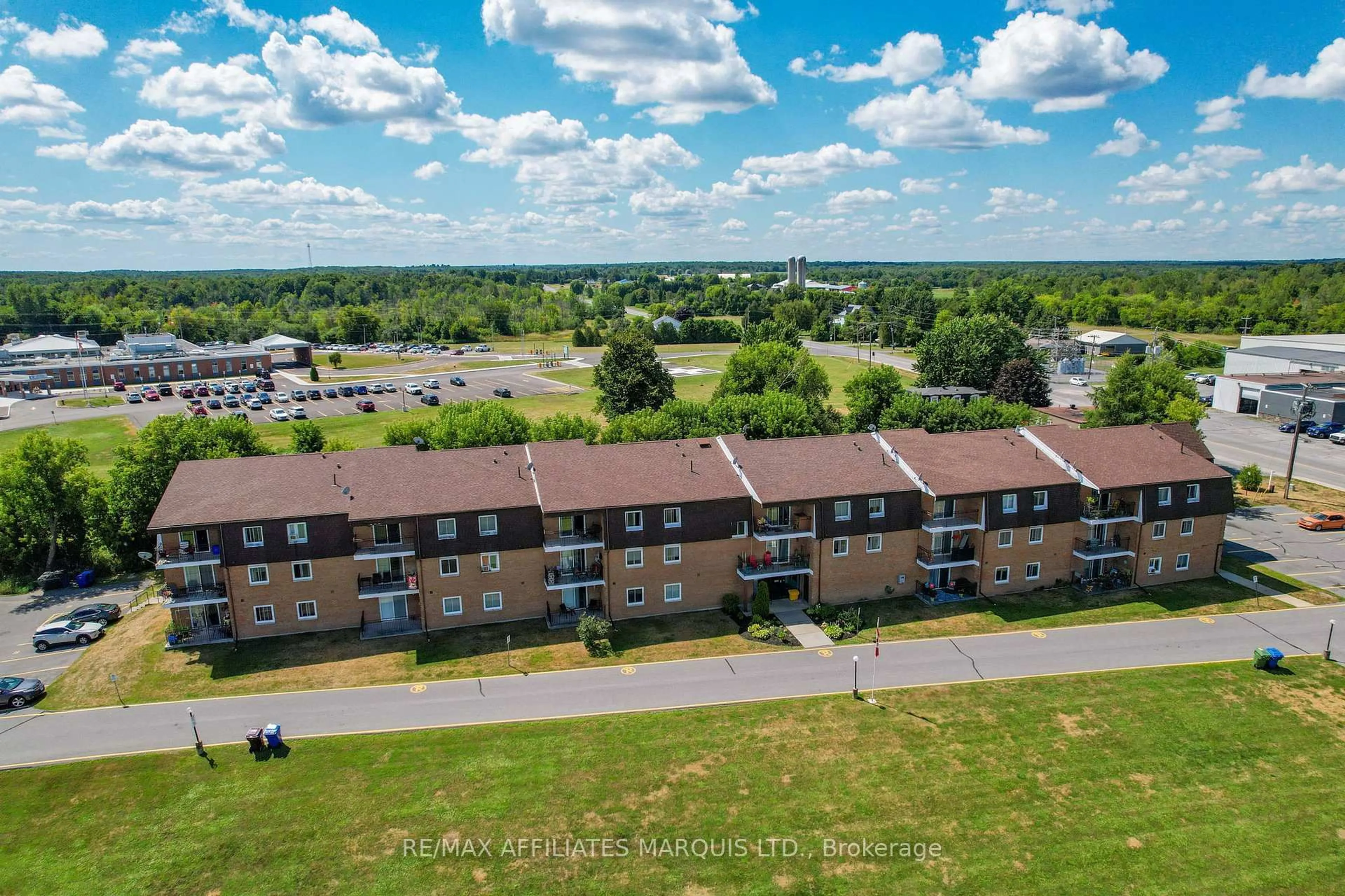 A pic from outside/outdoor area/front of a property/back of a property/a pic from drone, unknown for 220 Kenyon St #109, North Glengarry Ontario K0C 1A0