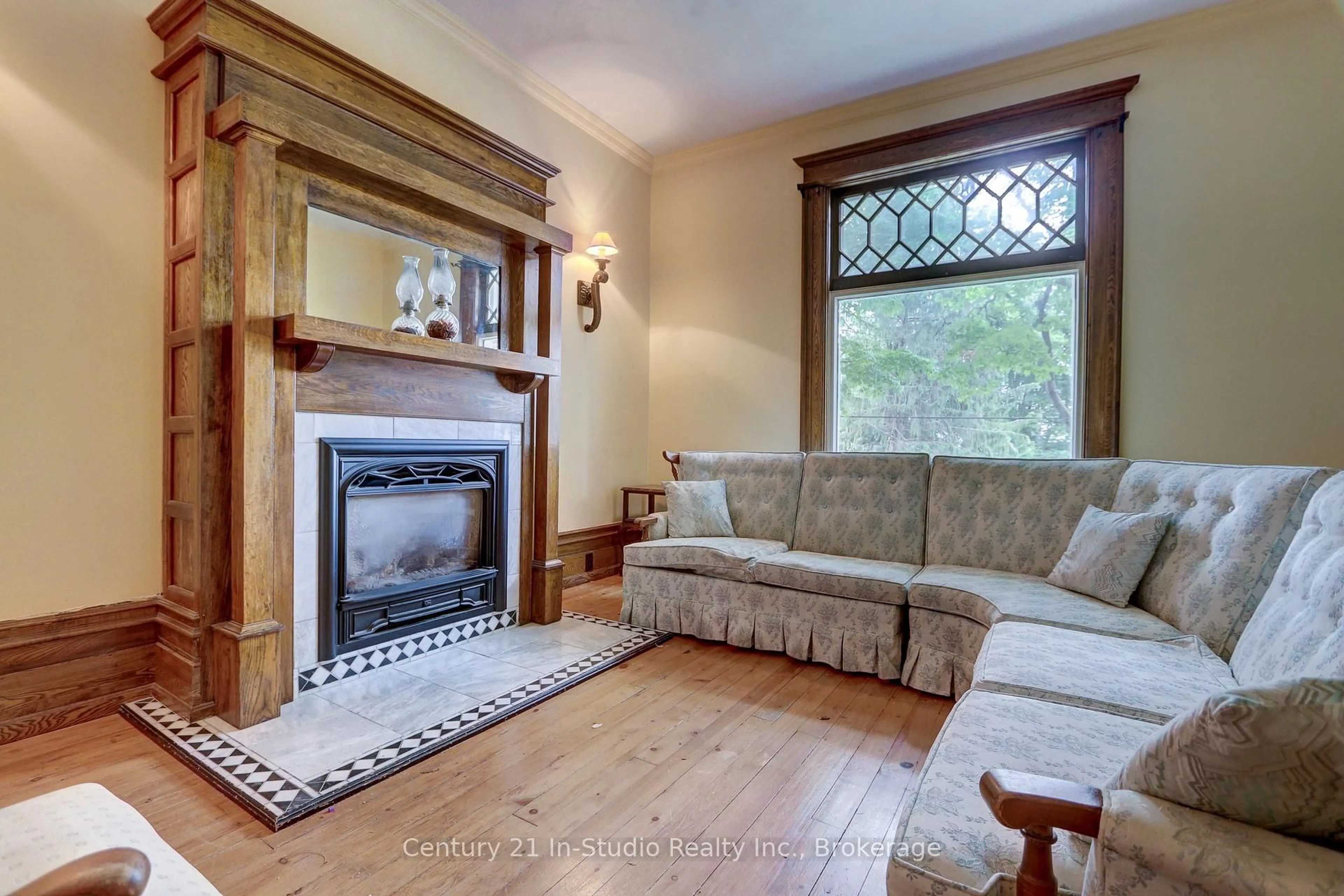 Living room with furniture, unknown for 45 Mark St, Grey Highlands Ontario N0C 1H0