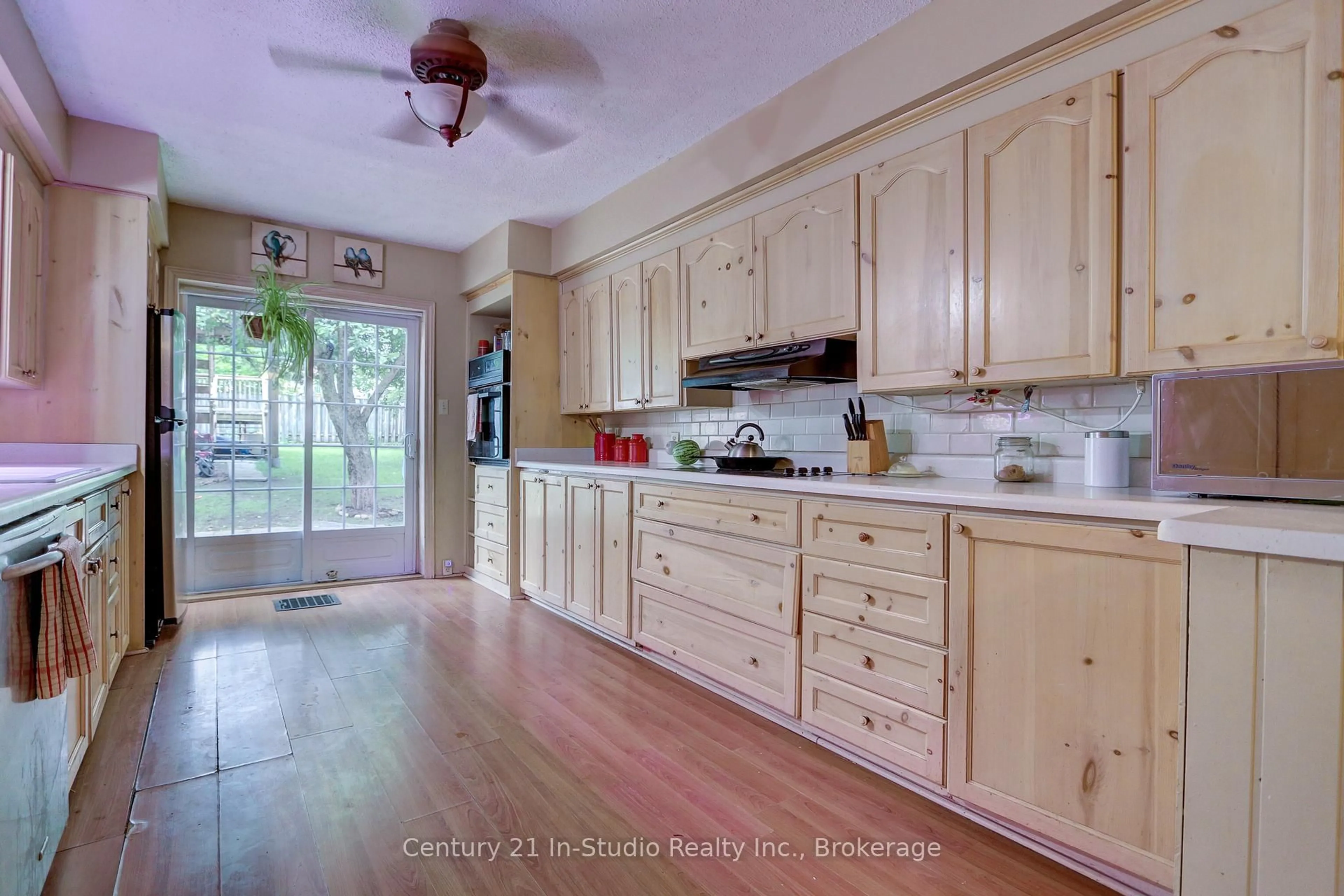 Open concept kitchen, ceramic/tile floor for 45 Mark St, Grey Highlands Ontario N0C 1H0