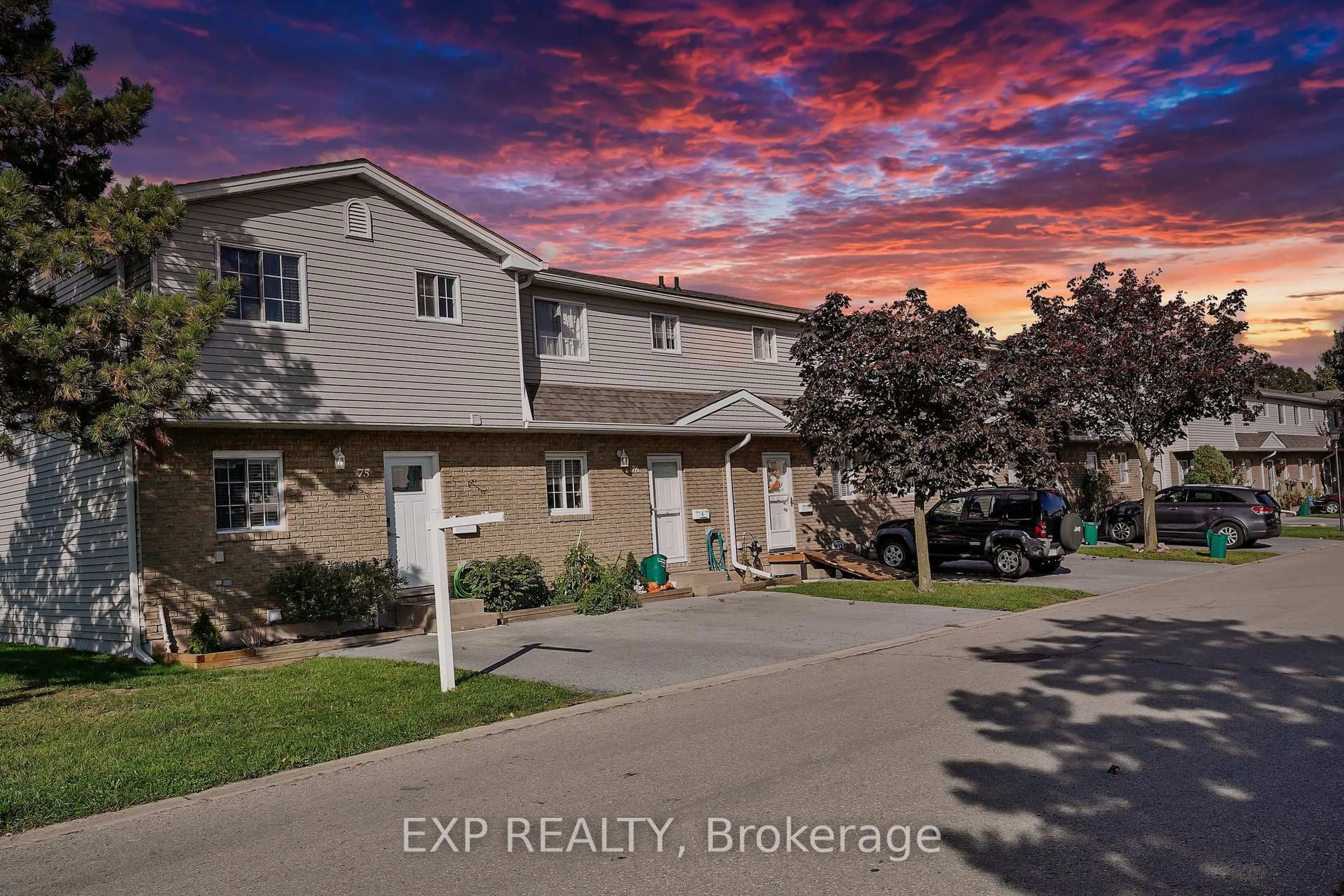 A pic from outside/outdoor area/front of a property/back of a property/a pic from drone, street for 8141 Coventry Rd #75, Niagara Falls Ontario L2H 2X7