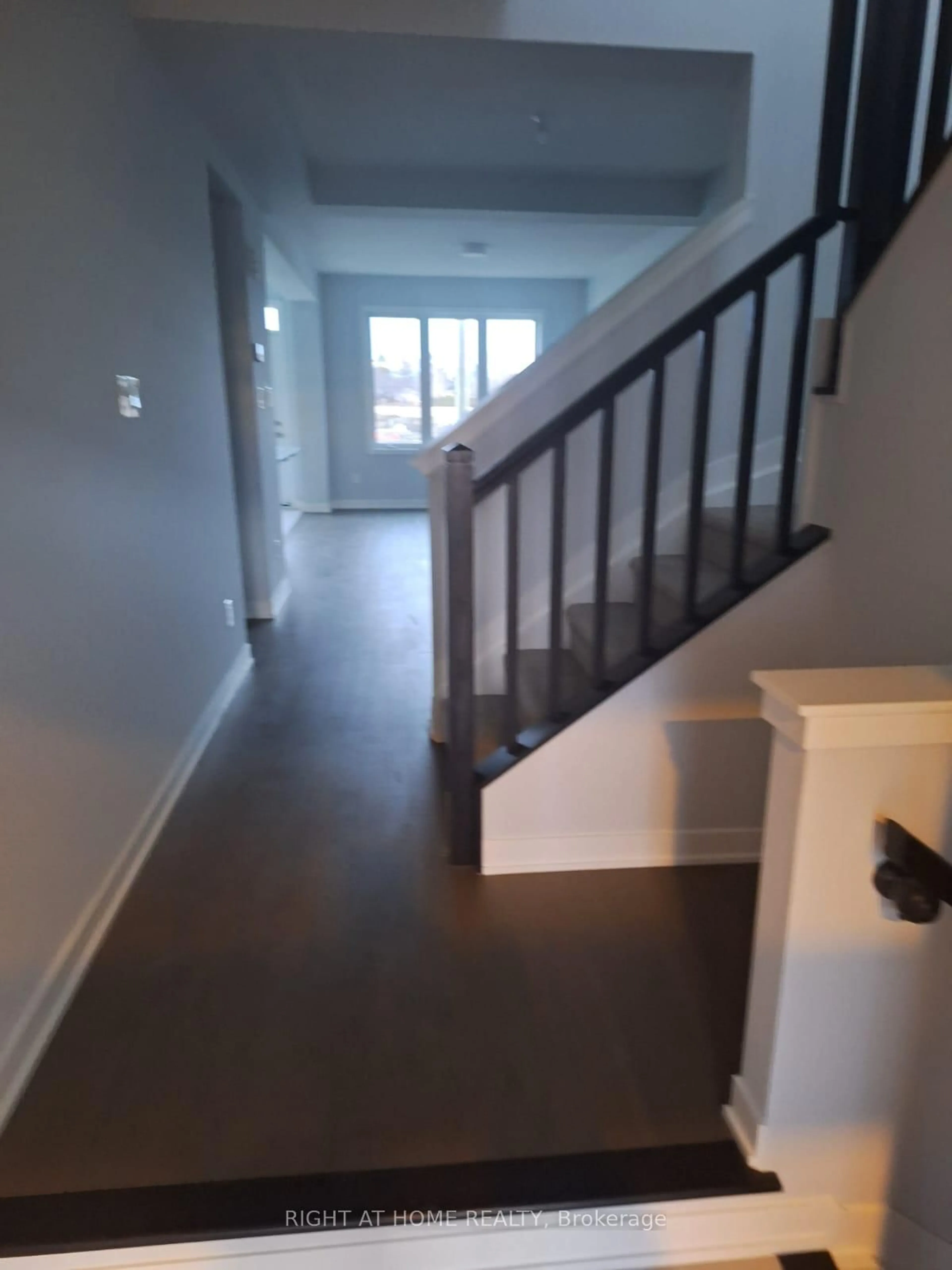 Unknown for 738 Quilter Row, Richmond Ontario K0A 2Z0