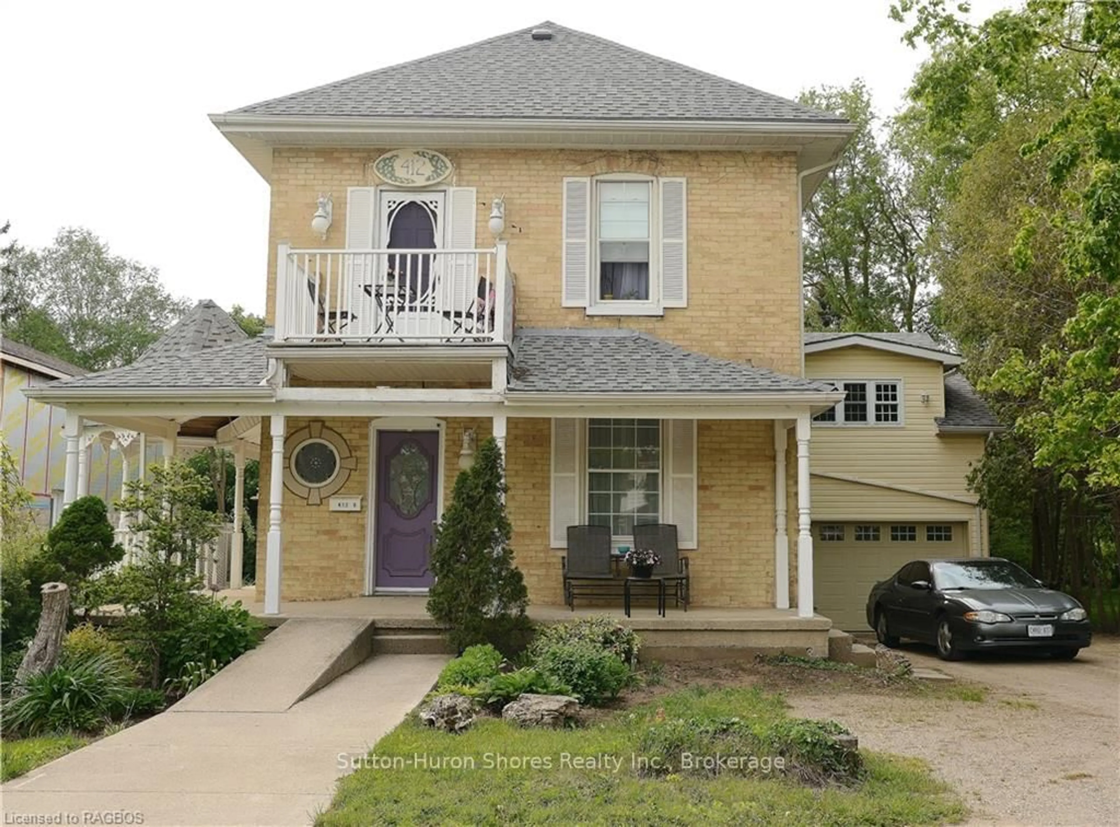 Home with vinyl exterior material, street for 412 Goderich St, Saugeen Shores Ontario N0H 2C1