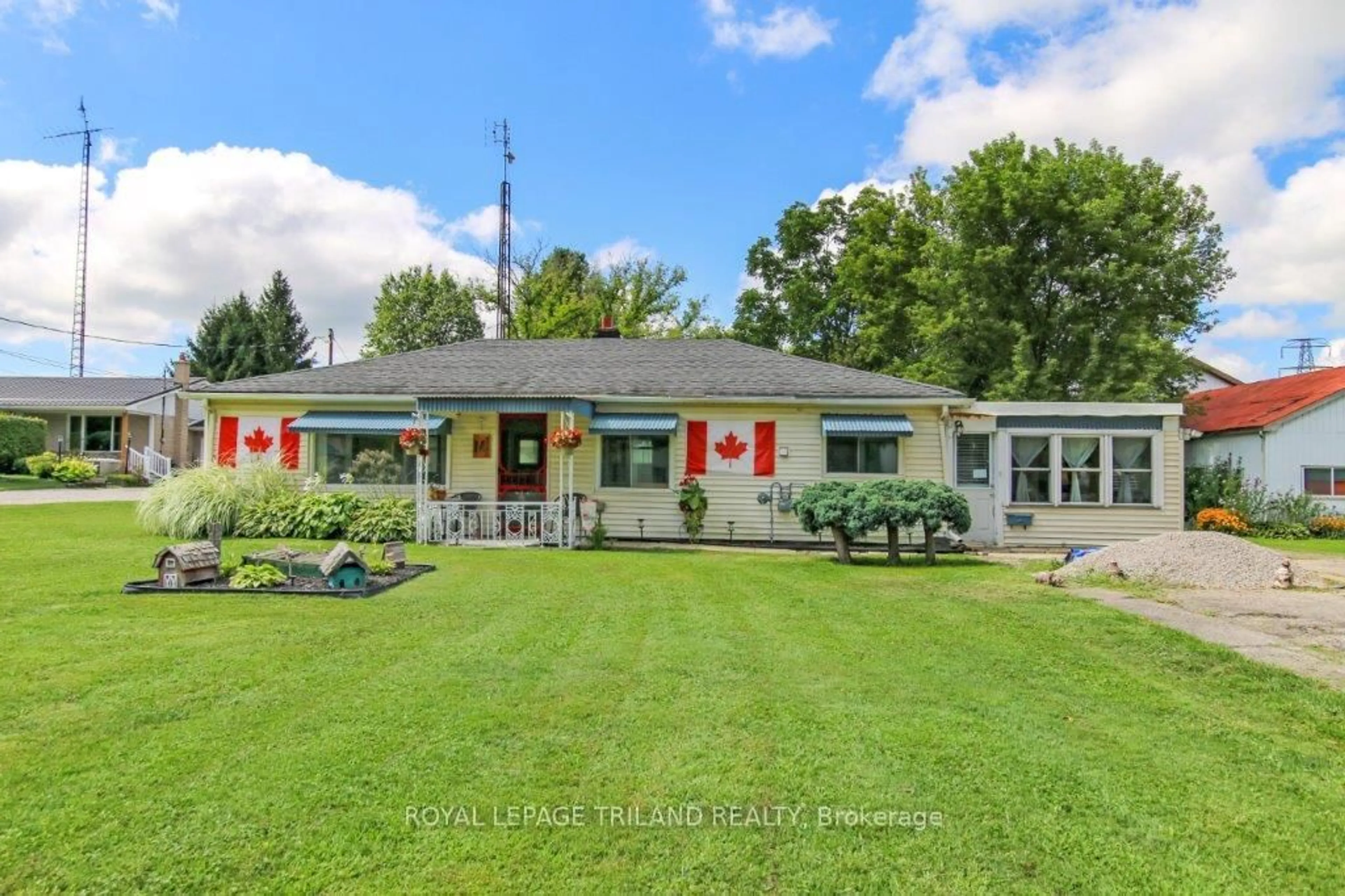 Unknown for 9733 Francis St, Southwold Ontario N0L 2E0