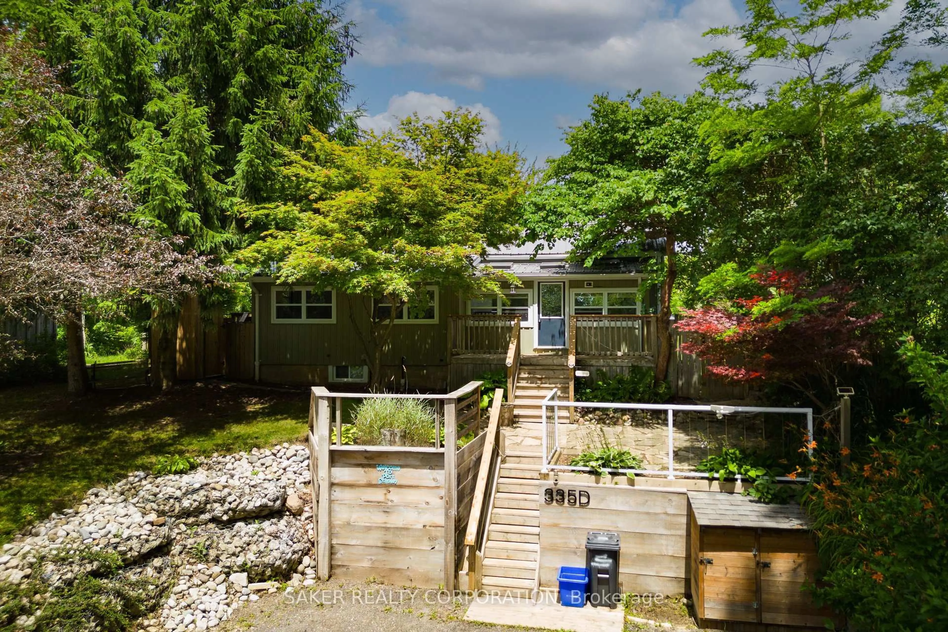 A pic from outside/outdoor area/front of a property/back of a property/a pic from drone, unknown for 335D George St, Central Elgin Ontario N5L 1C6