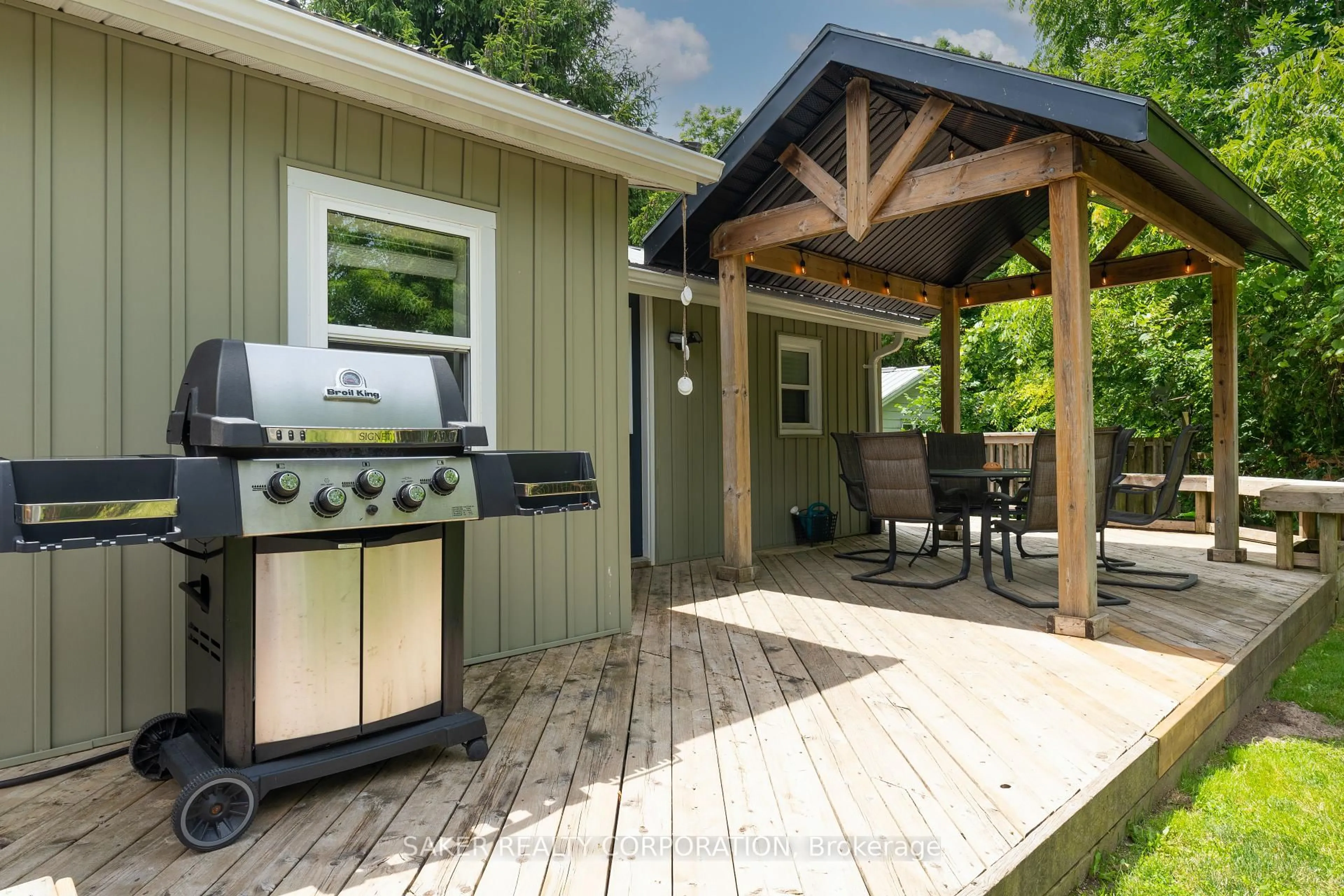 Patio, street for 335D George St, Central Elgin Ontario N5L 1C6