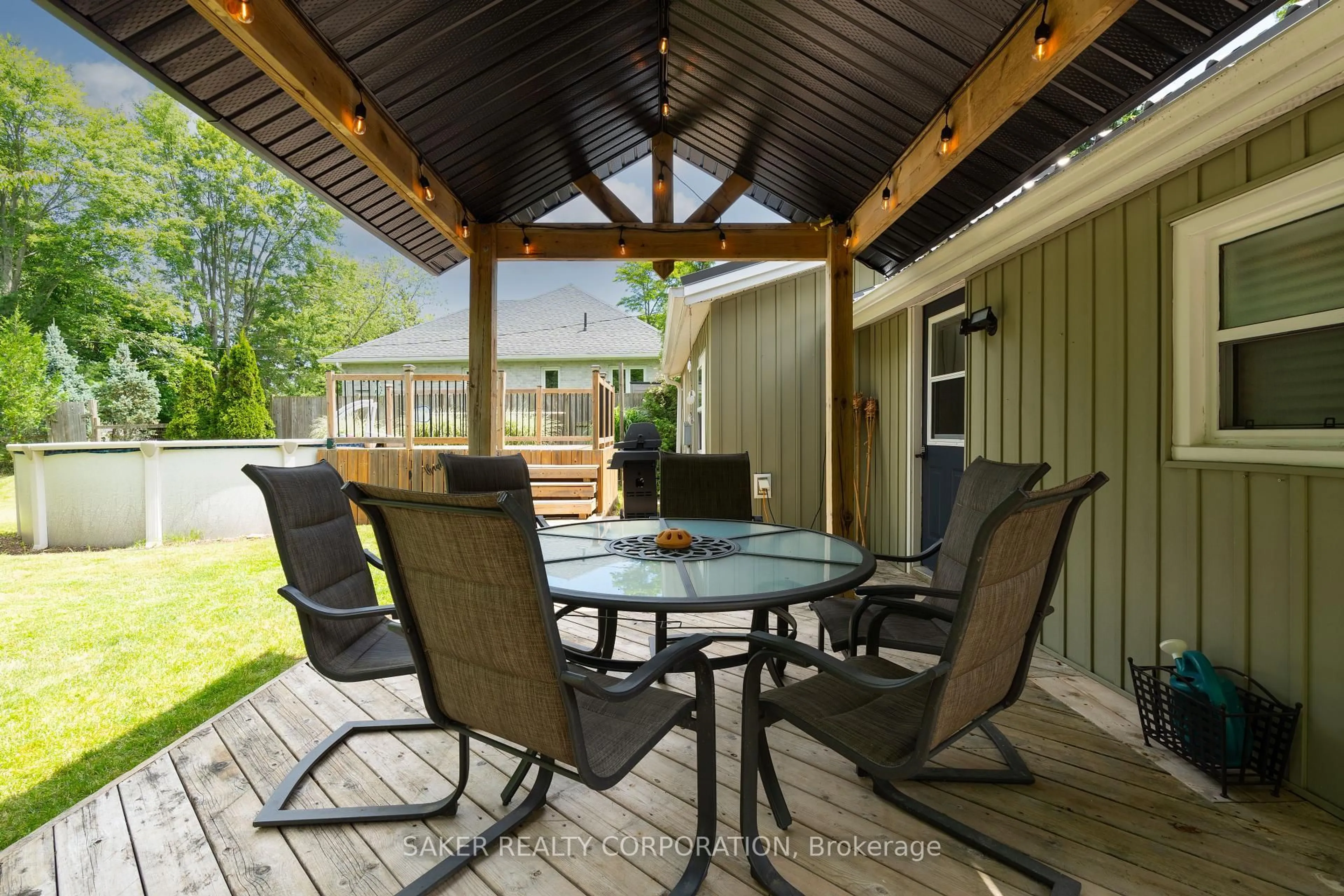 Patio, street for 335D George St, Central Elgin Ontario N5L 1C6