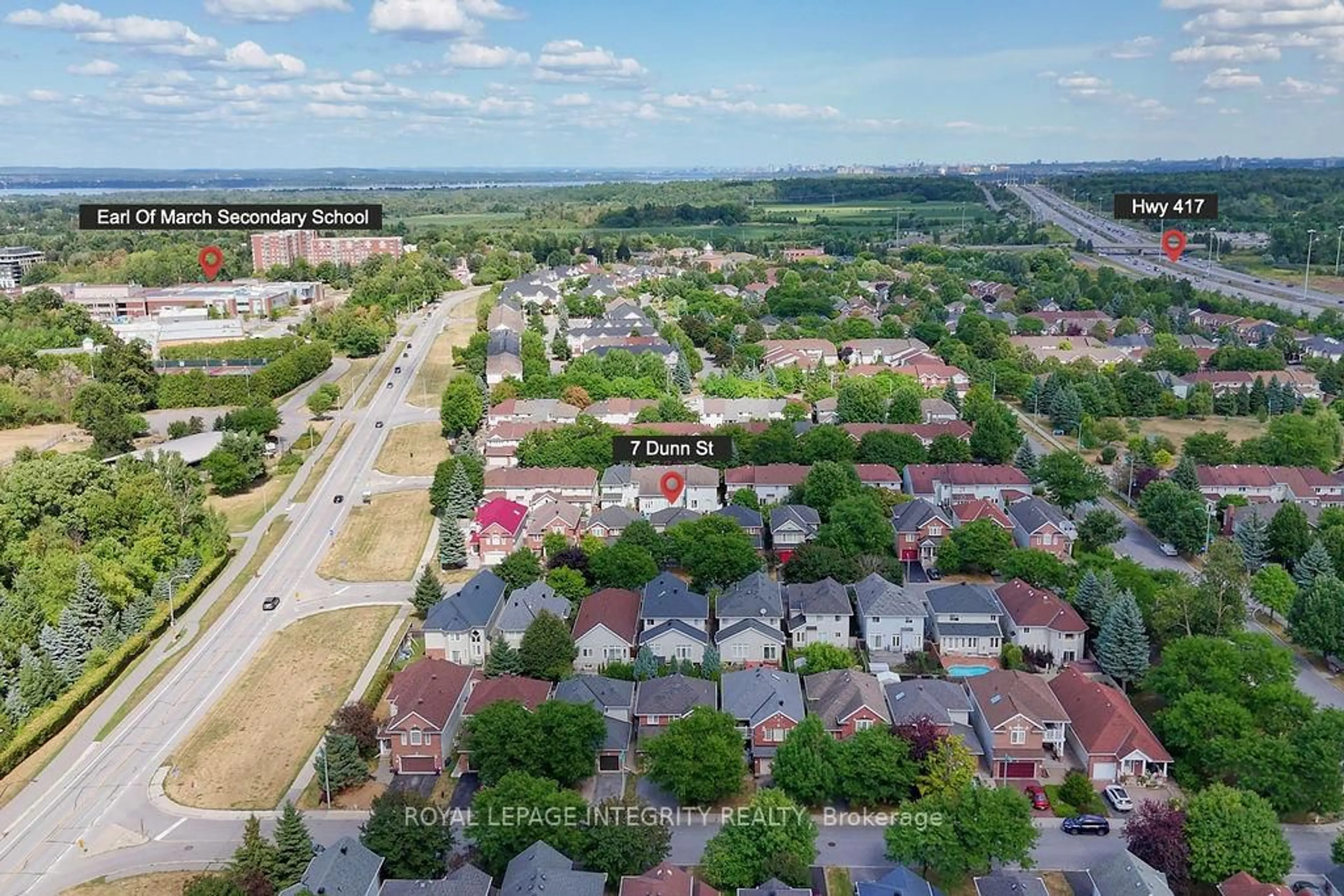 A pic from outside/outdoor area/front of a property/back of a property/a pic from drone, street for 7 Dunn St, Kanata Ontario K2K 3J8