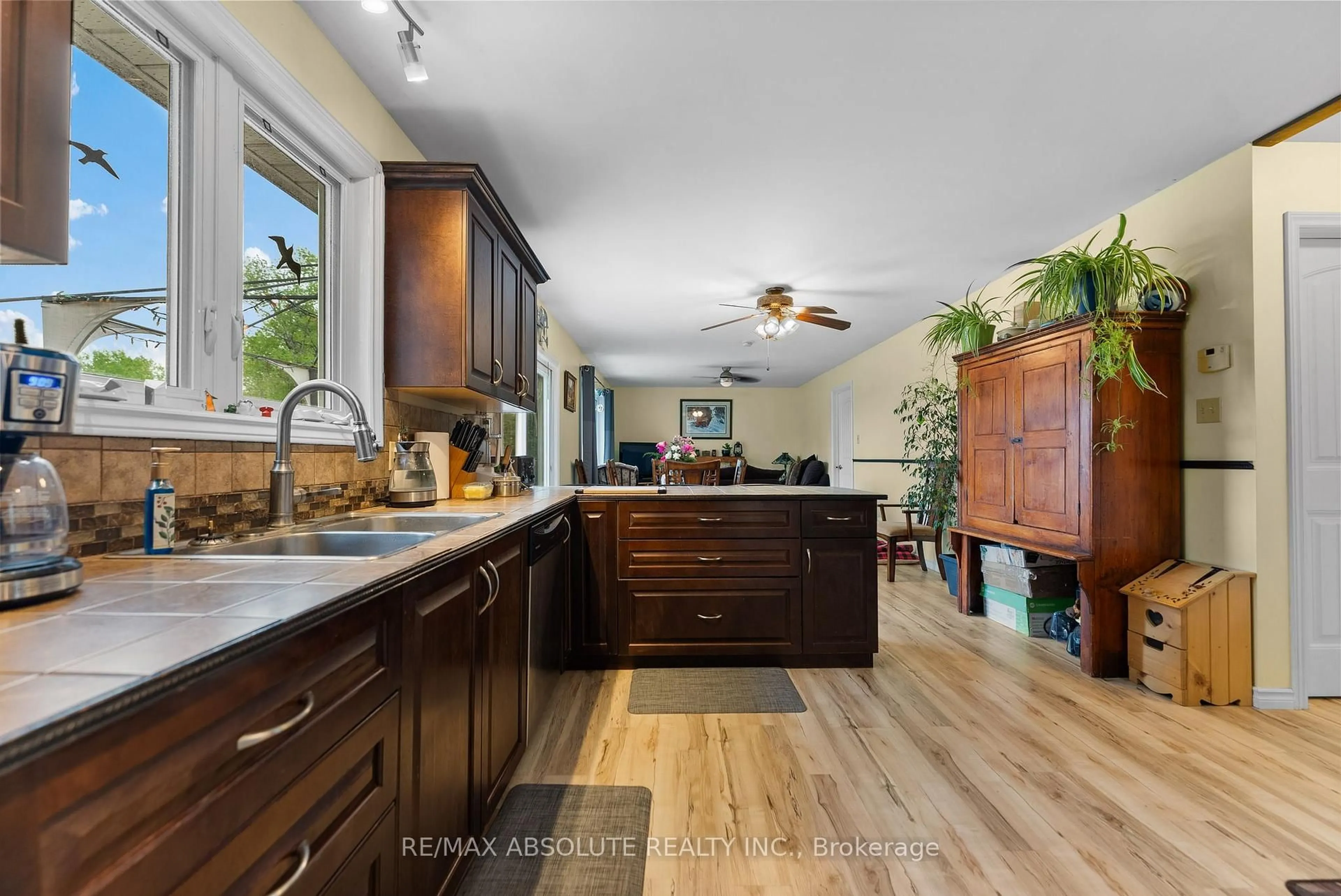 Open concept kitchen, unknown for 4666 Matawatchan Rd, Griffith Ontario K0J 2R0