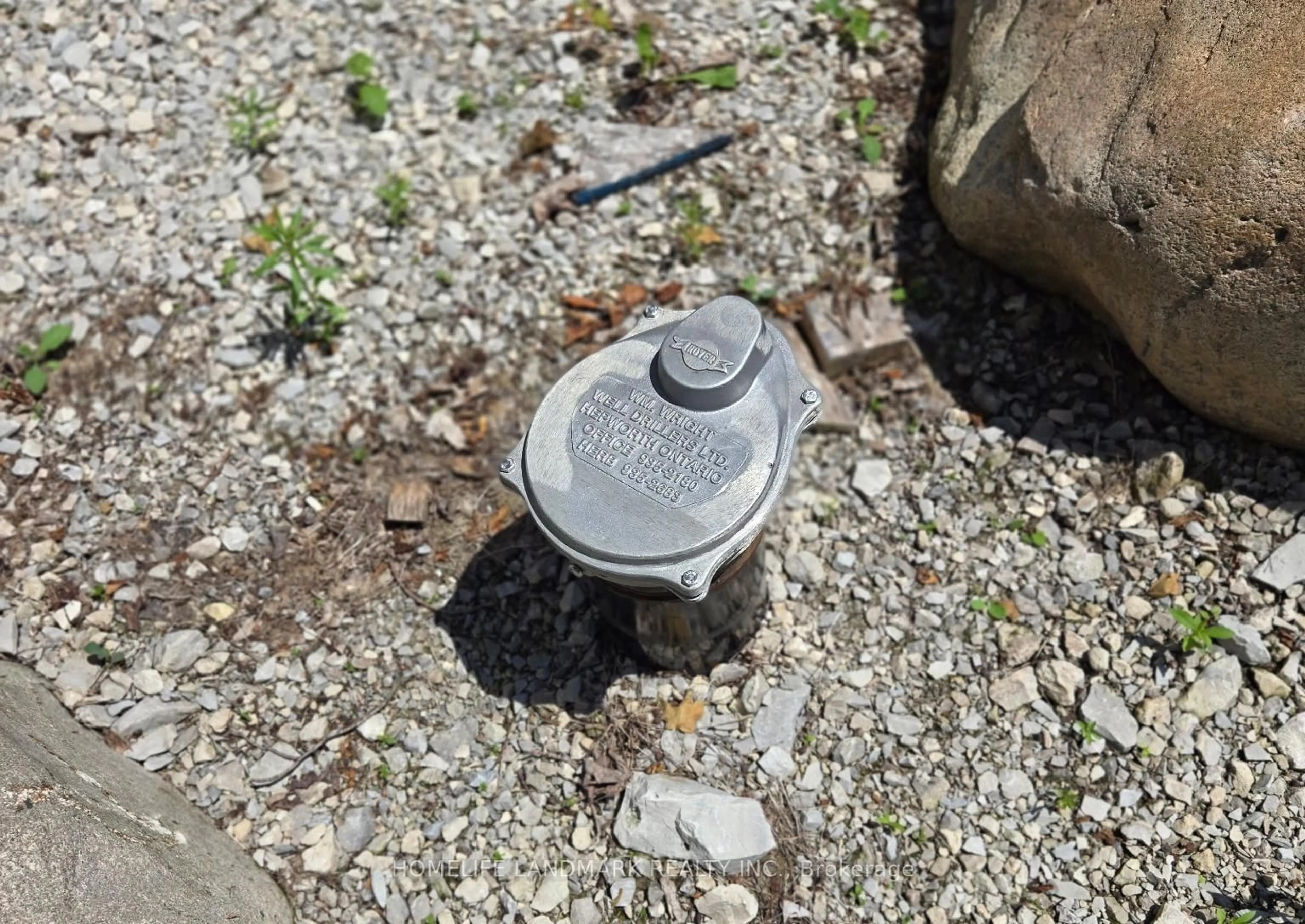 A pic from outside/outdoor area/front of a property/back of a property/a pic from drone, street for 243 Isthmus Bay Rd, Northern Bruce Peninsula Ontario N0H 1W0