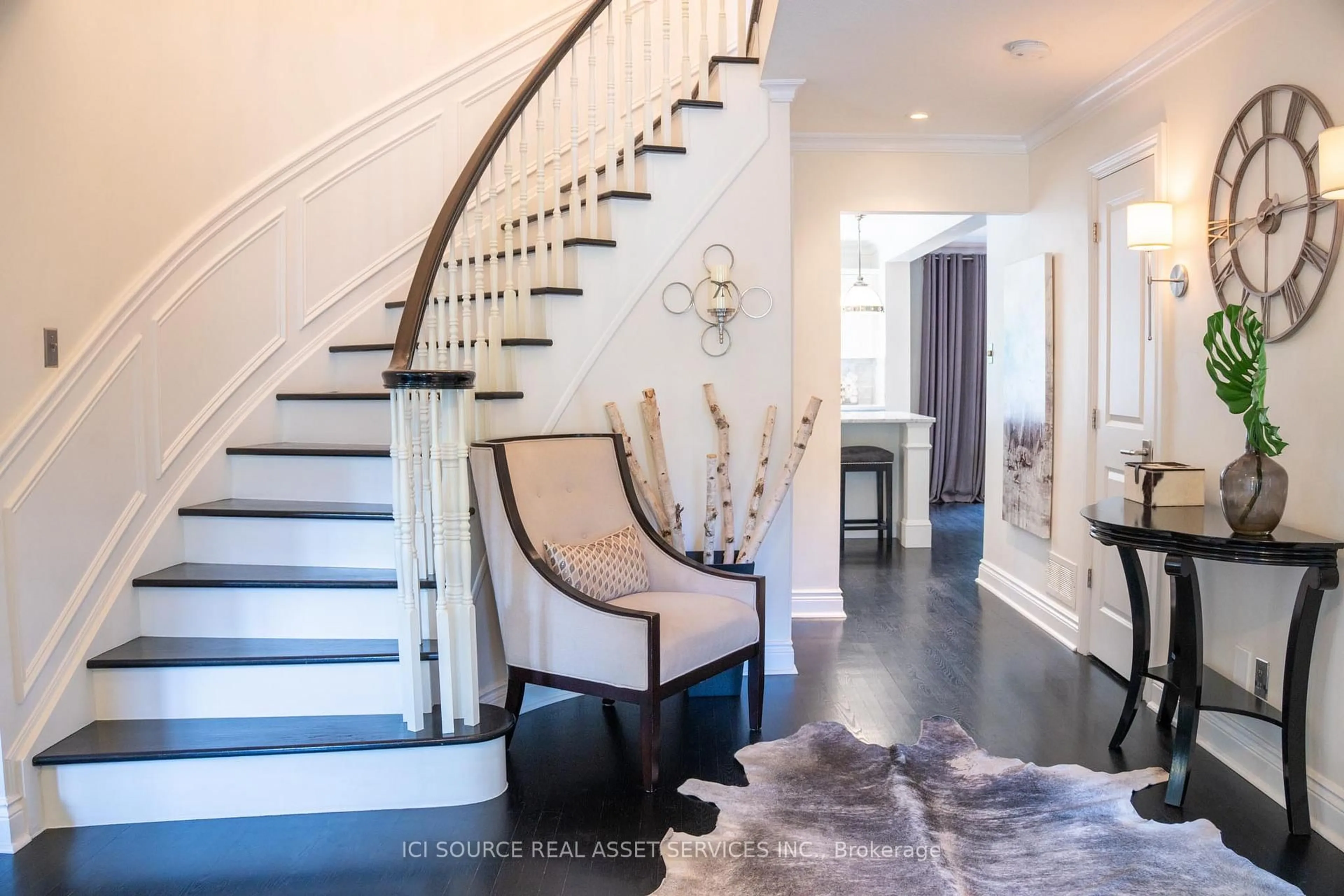 Indoor entryway for 149 Lanigan Cres, Stittsville Ontario K2S 1G9