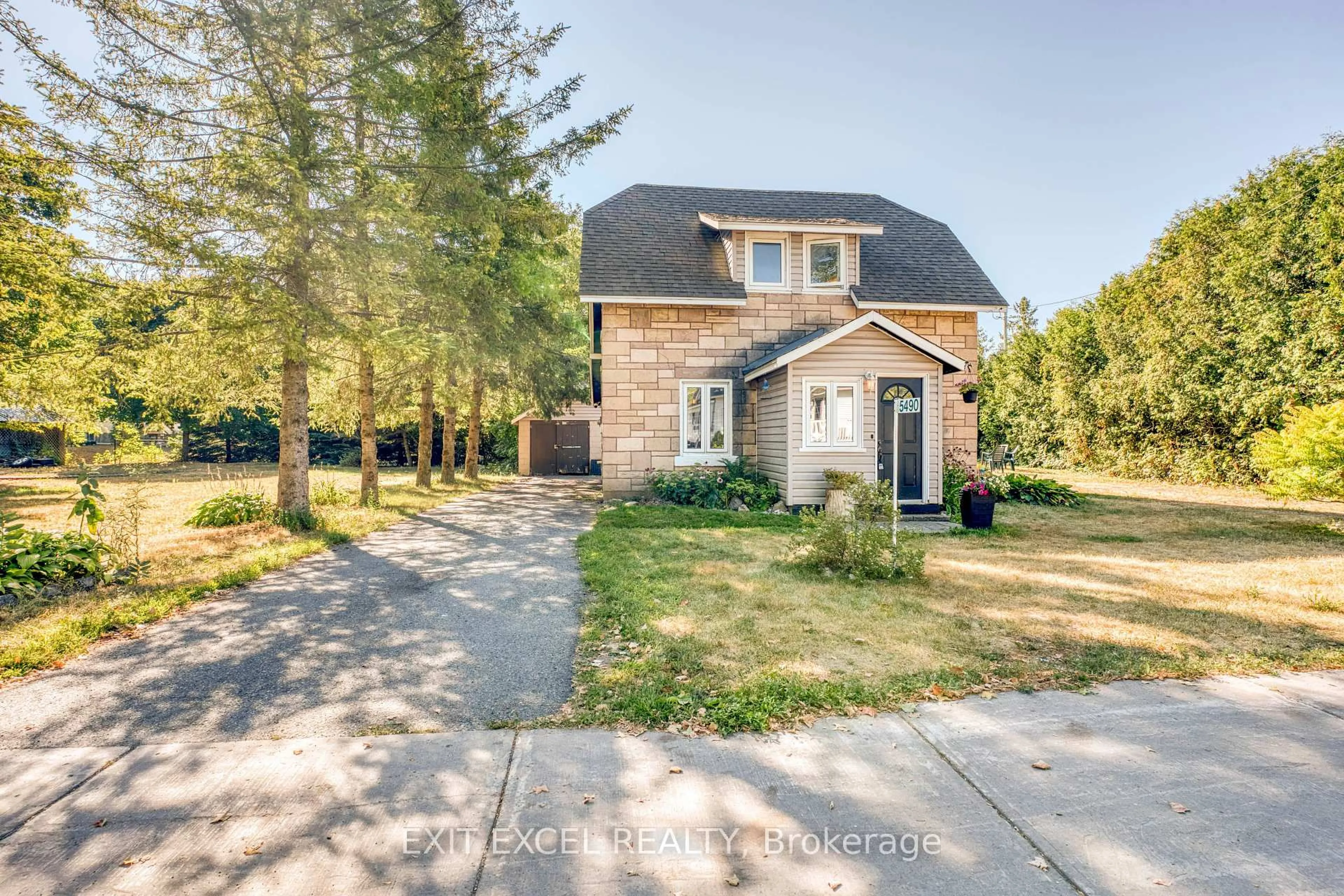 Home with brick exterior material, street for 5490 MacTavish Pl, Osgoode Ontario K0A 2W0