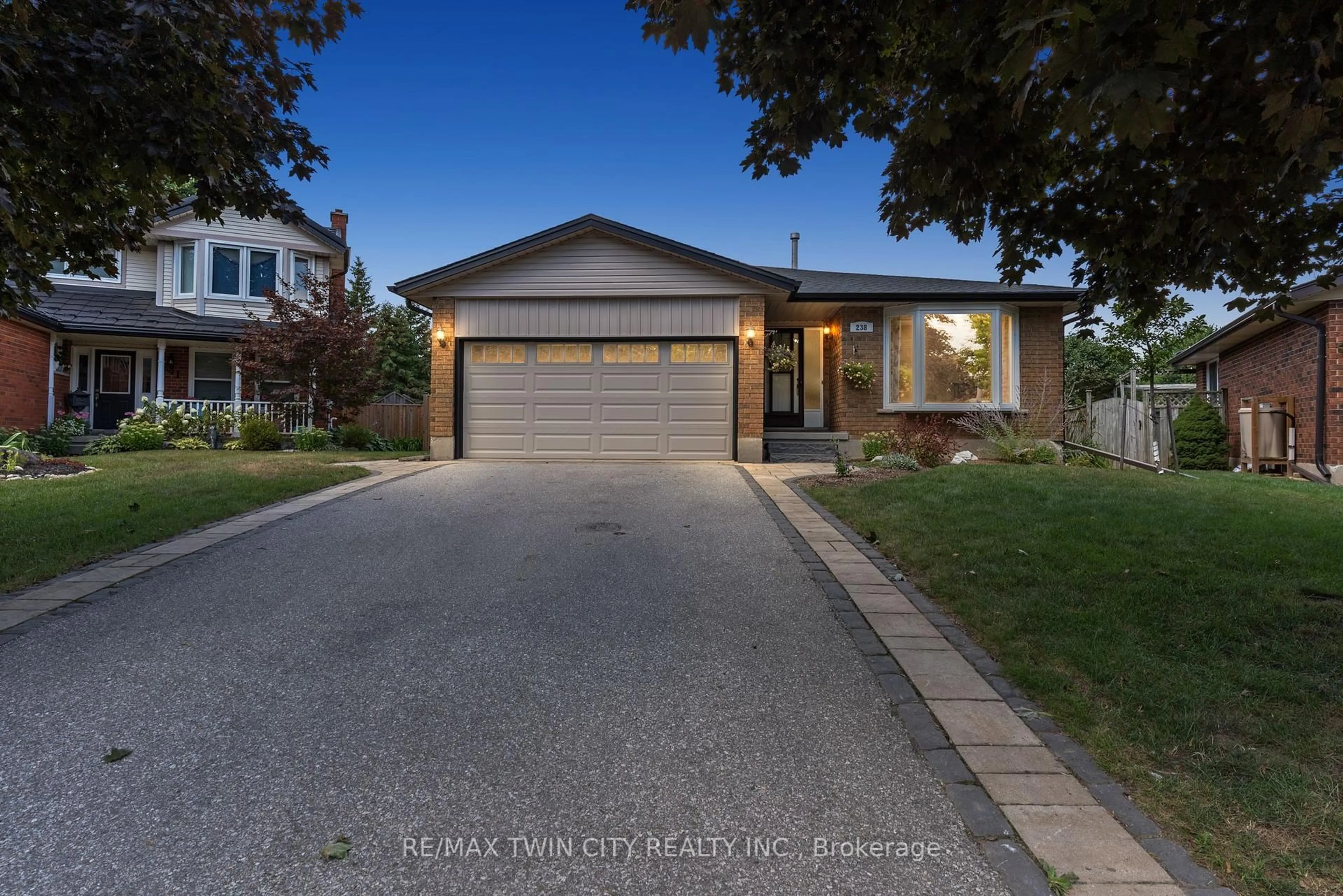 Home with vinyl exterior material, street for 238 Westview Crt, Kitchener Ontario N2N 2V7