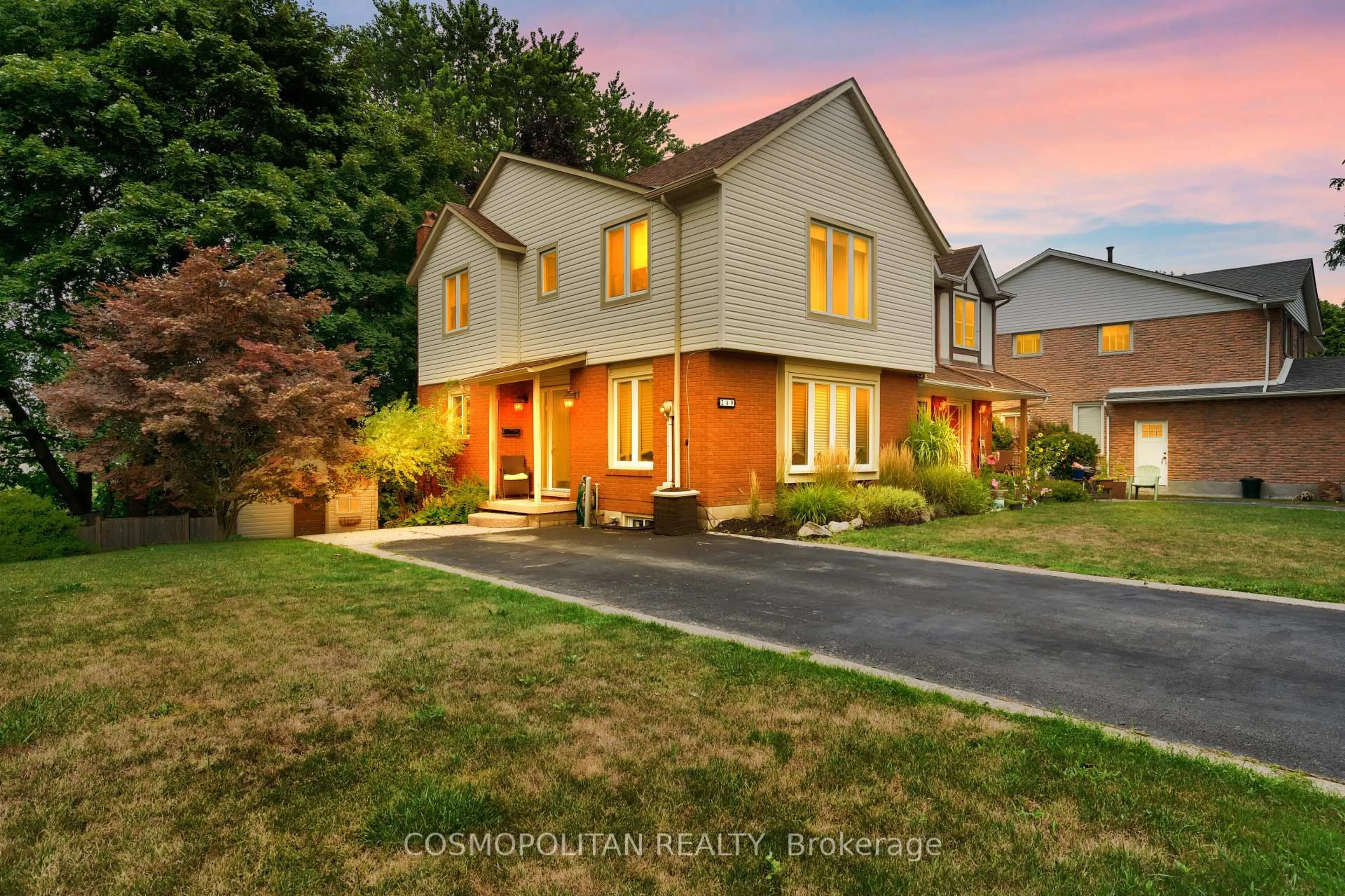 Unknown for 249 Magnolia Dr, Hamilton Ontario L9C 6M3