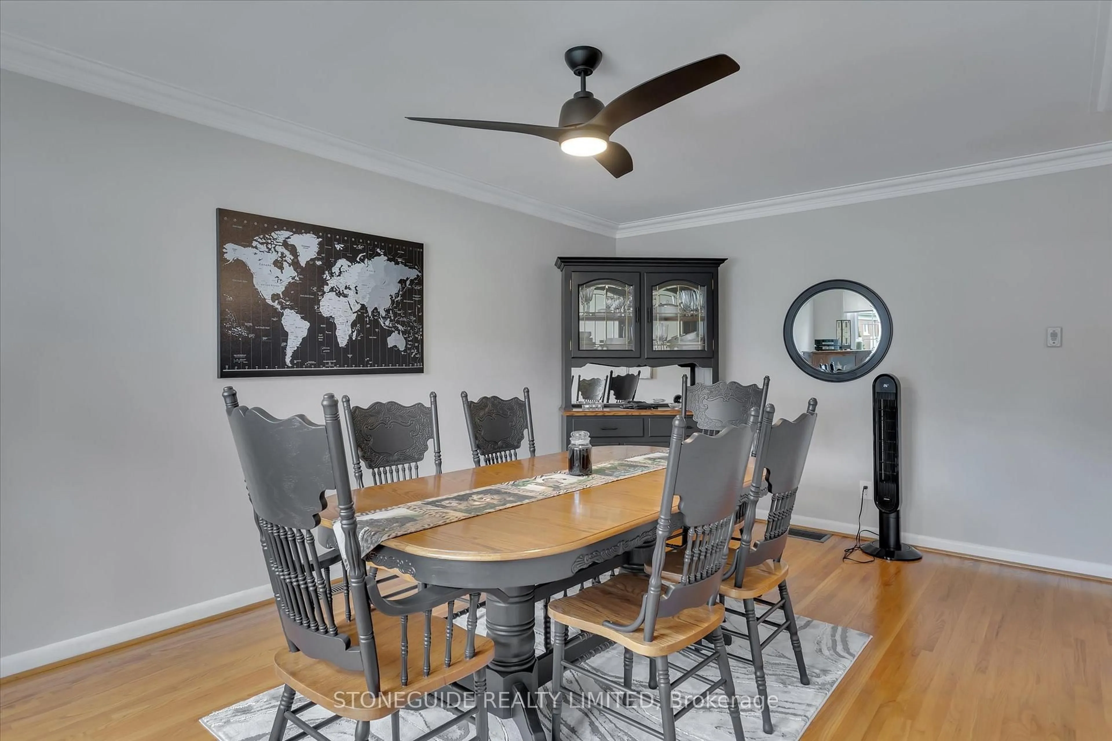 Dining room, wood/laminate floor for 687 Orpington Rd, Peterborough Ontario K9J 4A5