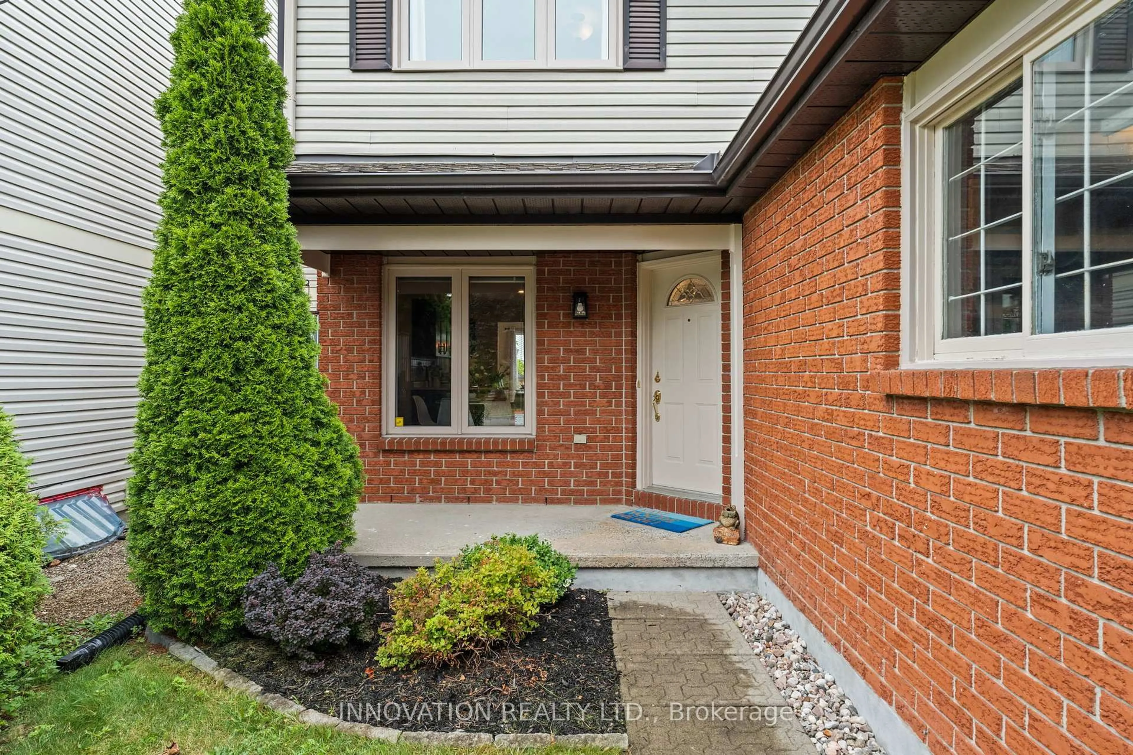 Home with brick exterior material, street for 47 Saddle Cres, Ottawa Ontario K1G 5L3