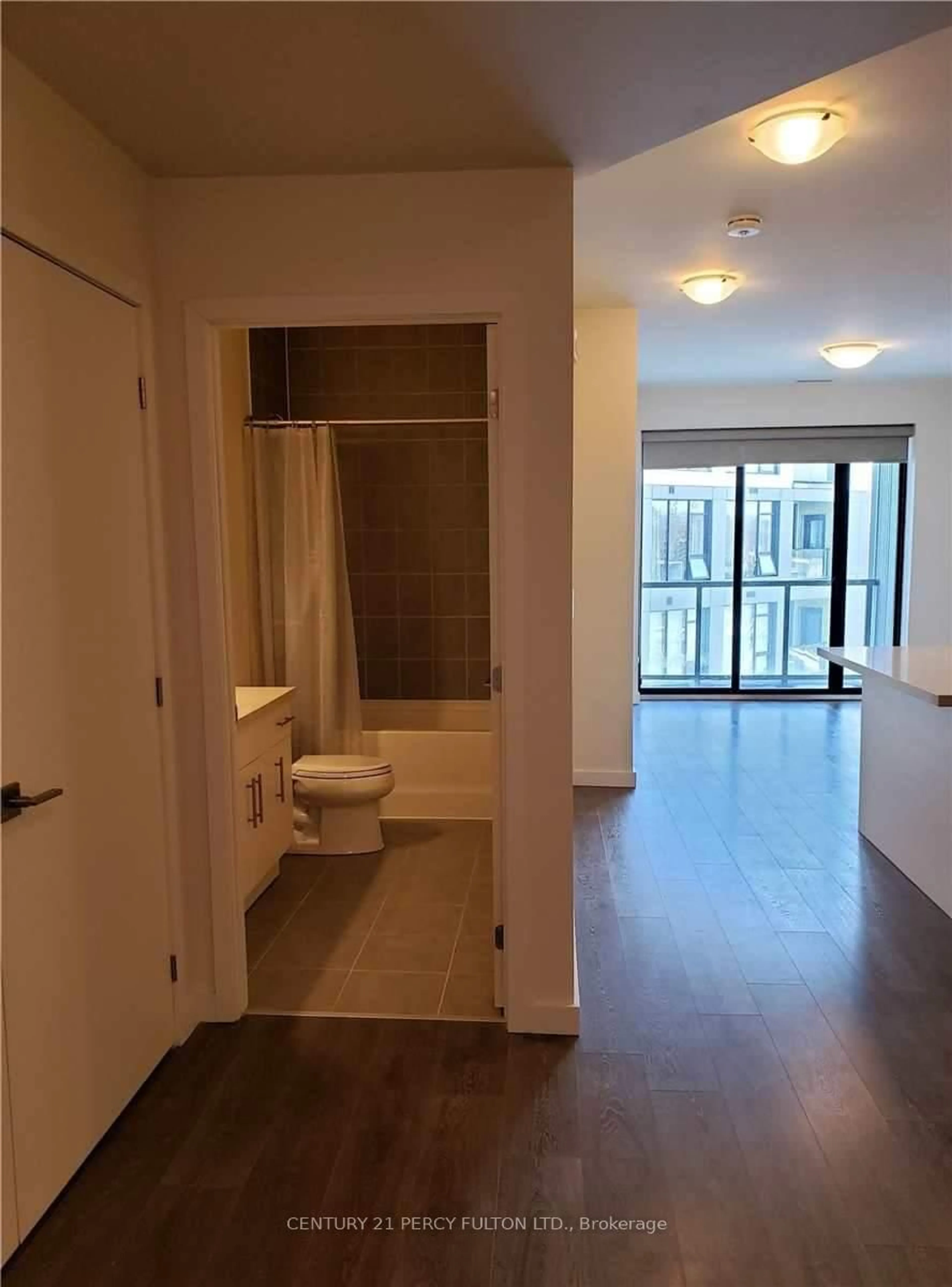 A pic of a room for 690 King St #617, Kitchener Ontario N2H 5L8