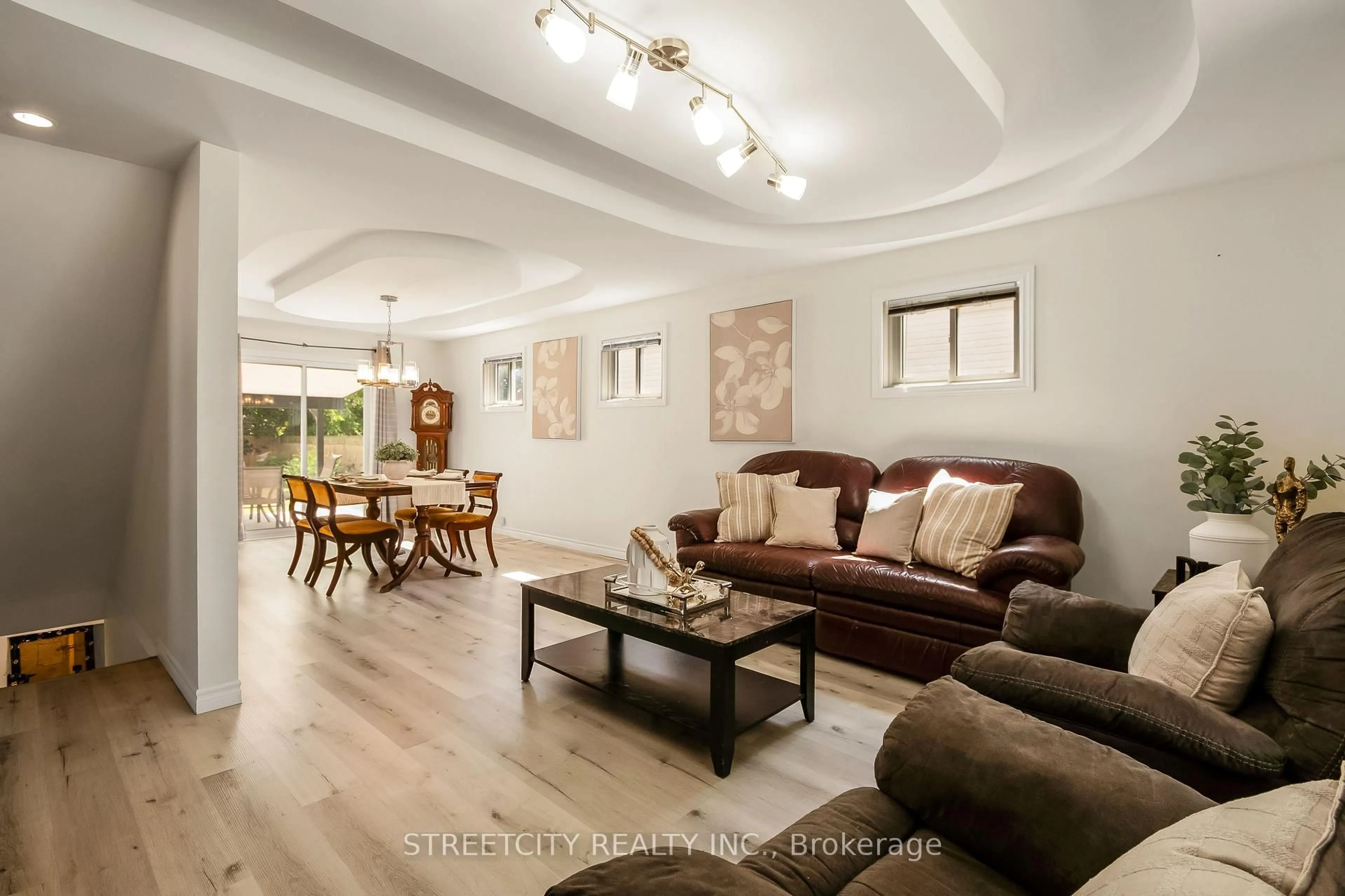 Living room with furniture, unknown for 81 HIAWATHA St, St. Thomas Ontario N5P 2T5