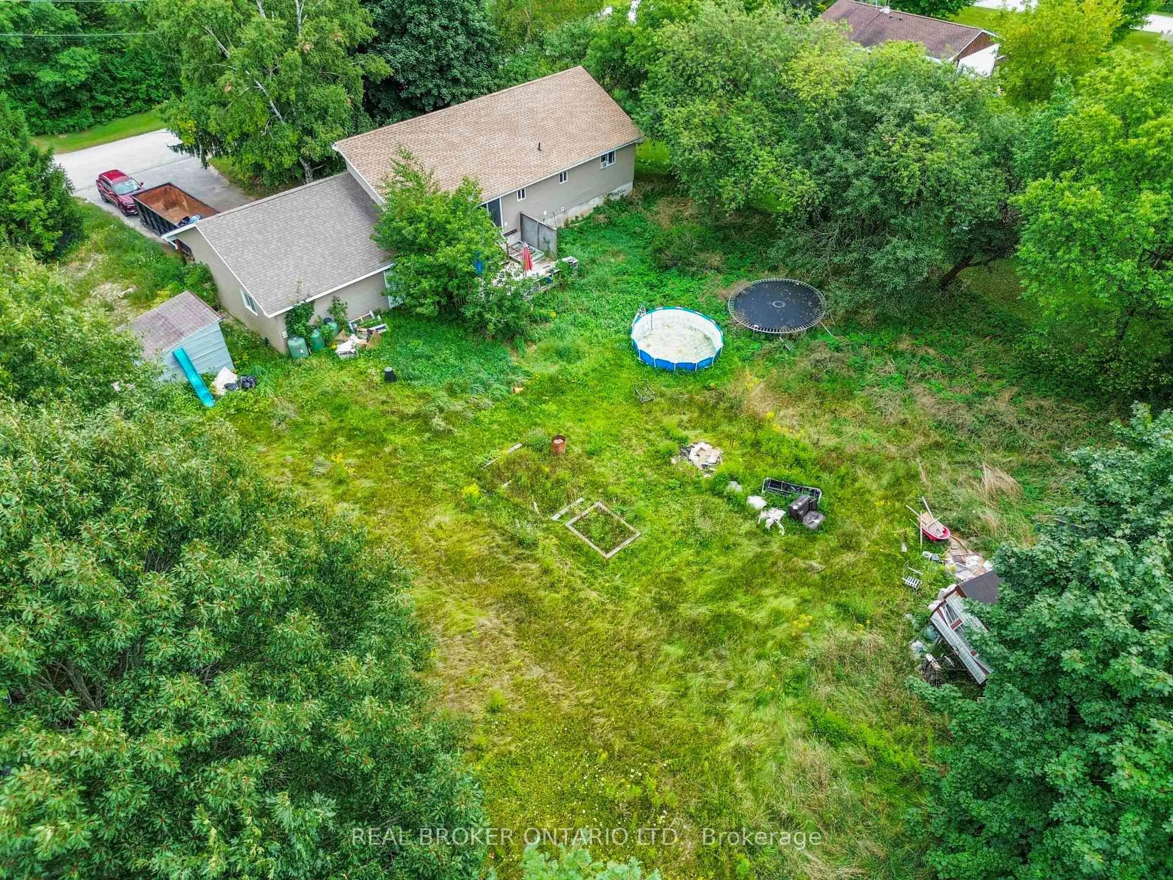 A pic from outside/outdoor area/front of a property/back of a property/a pic from drone, forest/trees view for 108 GORDON St, Chatsworth Ontario N0H 2V0