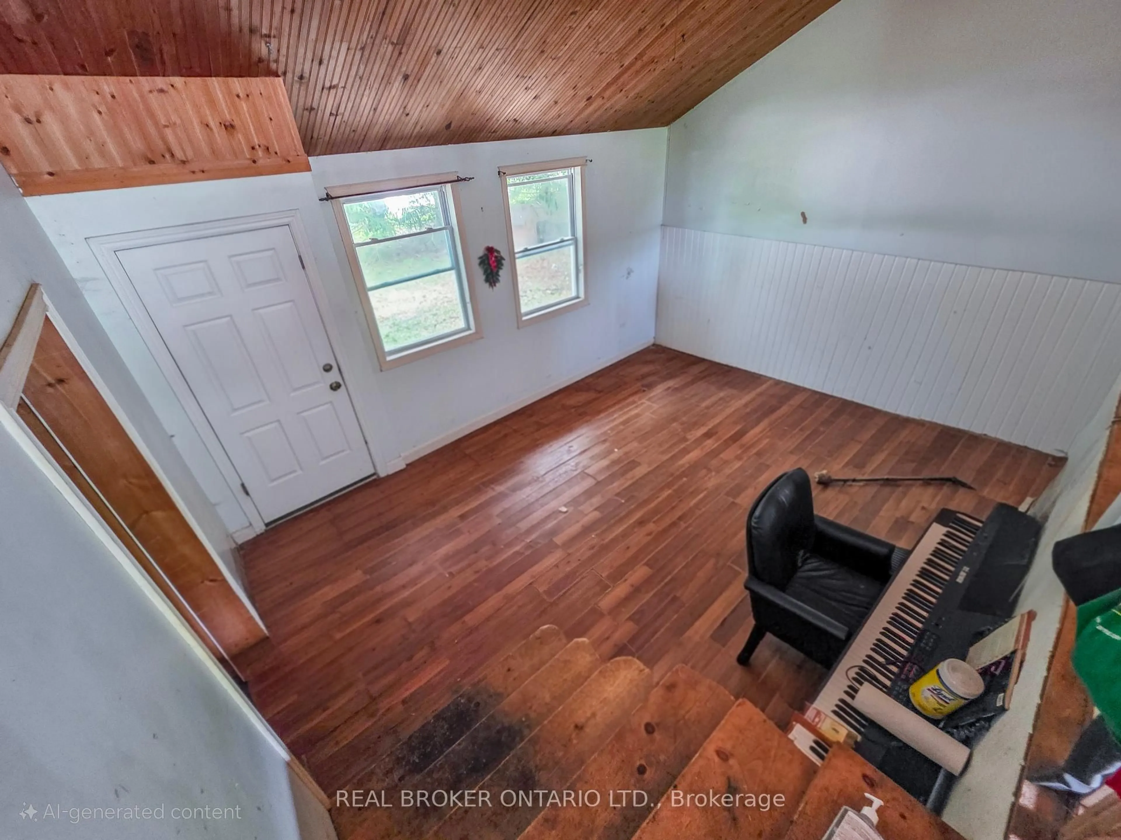 A pic of a room for 108 GORDON St, Chatsworth Ontario N0H 2V0