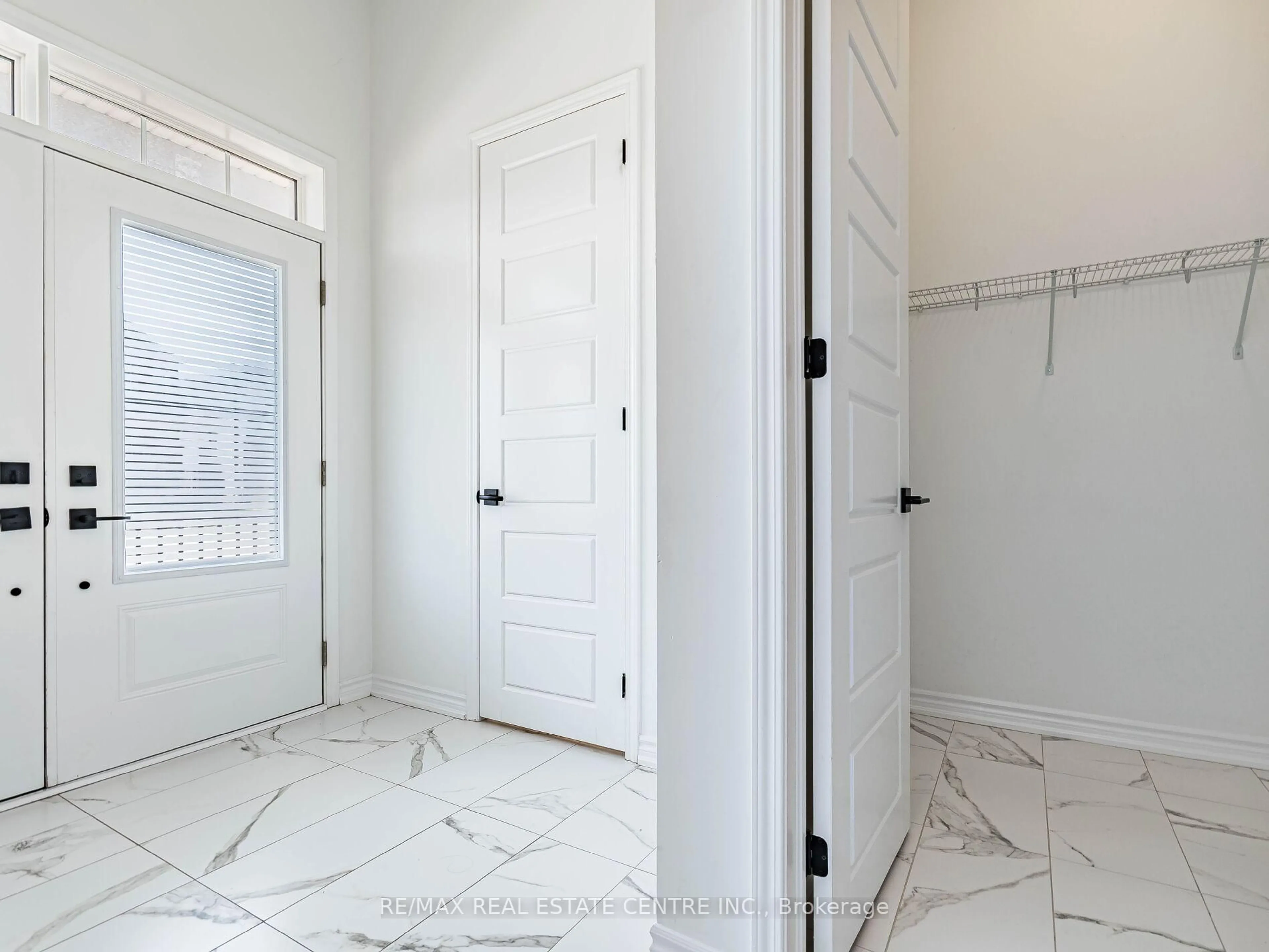 Indoor entryway for 71 Routley St, Kitchener Ontario N2E 3X8