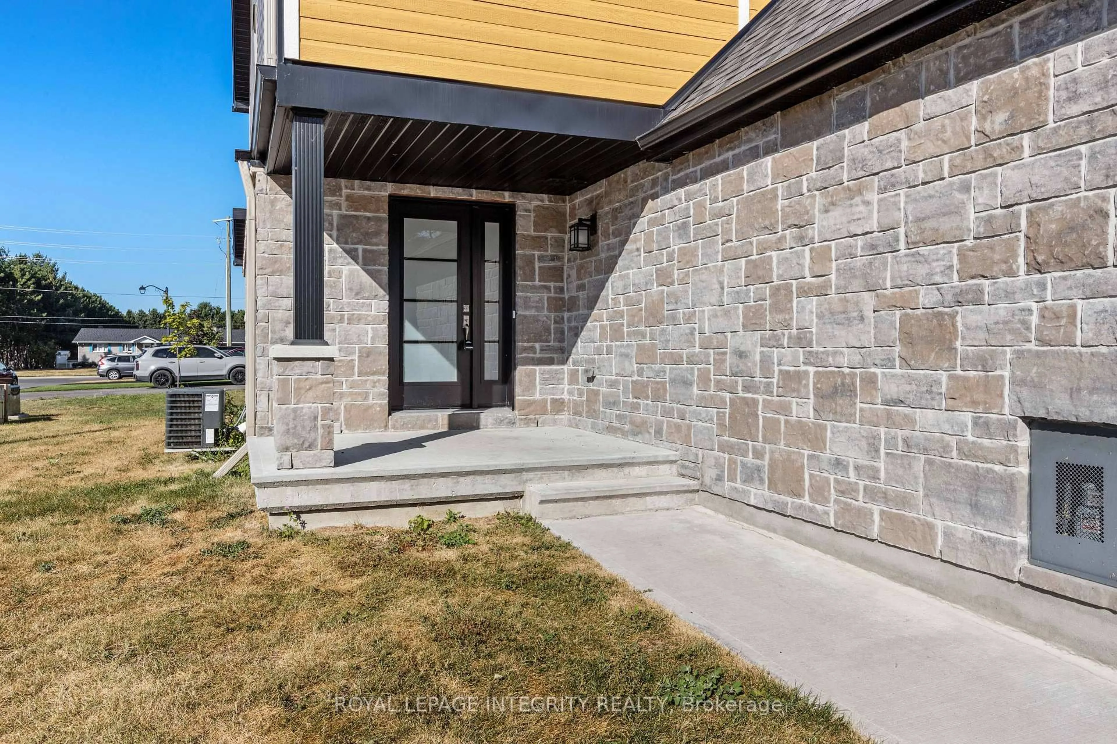 Unknown for 166 Dion Ave, Clarence-Rockland Ontario K4K 0M2