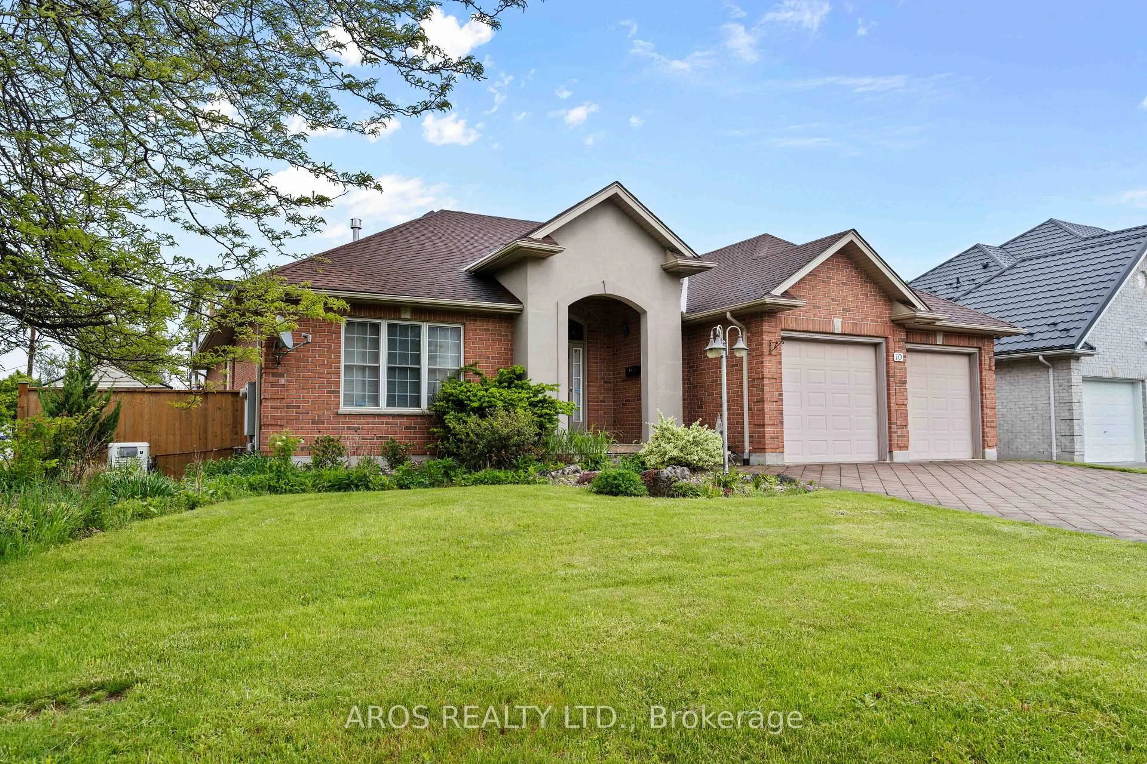 Home with brick exterior material, street for 10 Prince Of Wales Gate, London North Ontario N6H 5M3