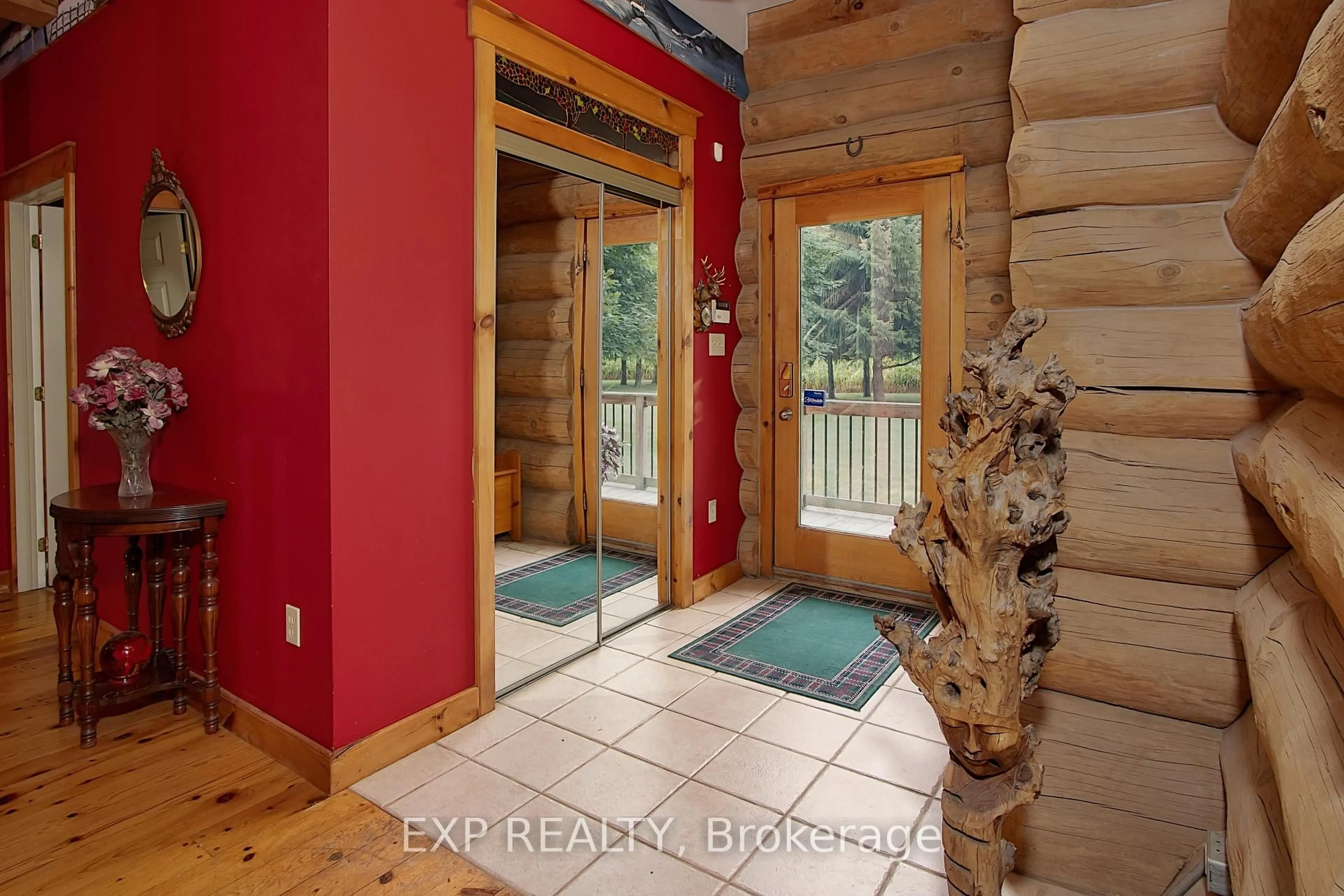 Indoor entryway for 48166 Yorke Line, Malahide Ontario N0L 1B0
