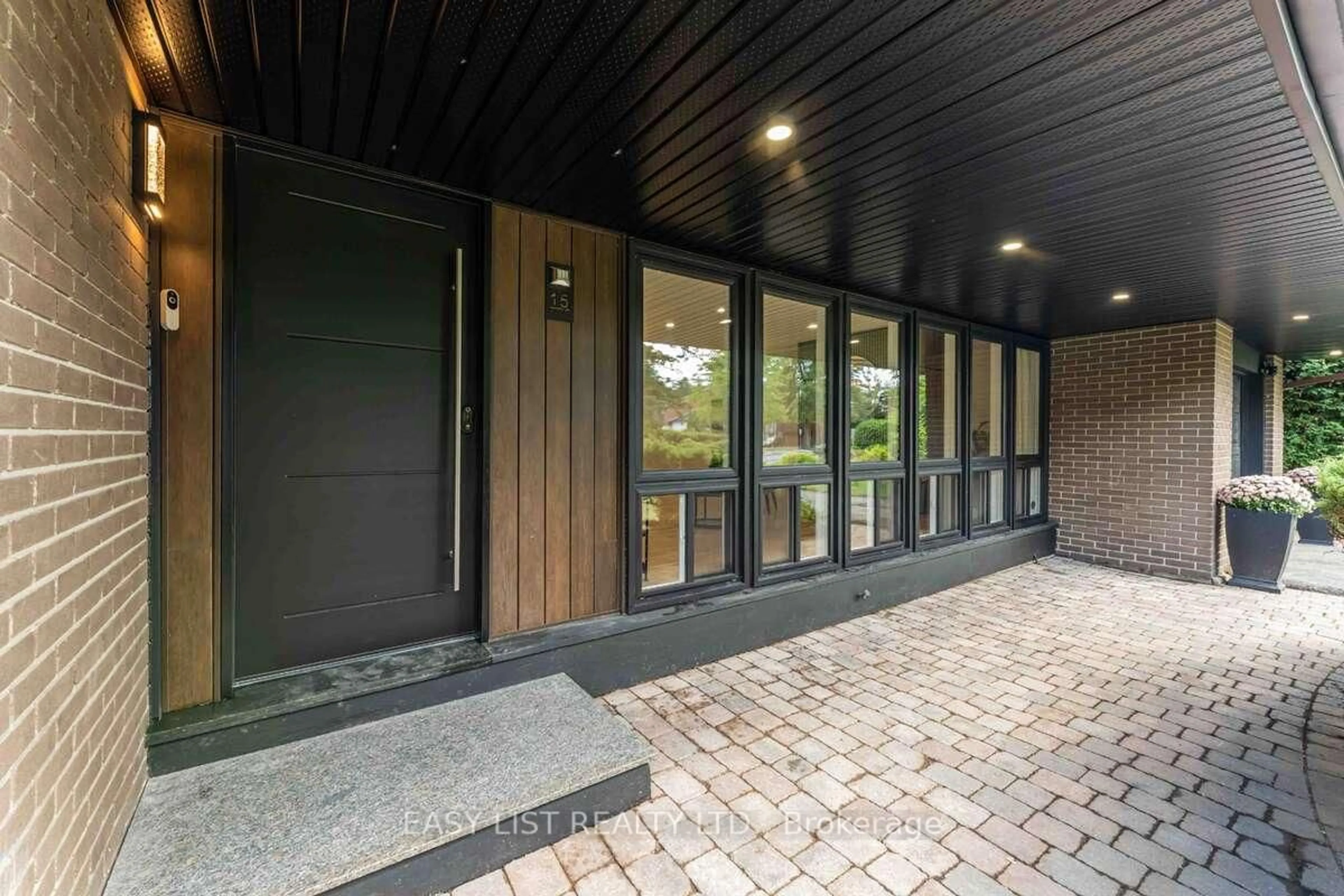 Unknown for 15 Leacock Dr, Ottawa Ontario K2K 1R6