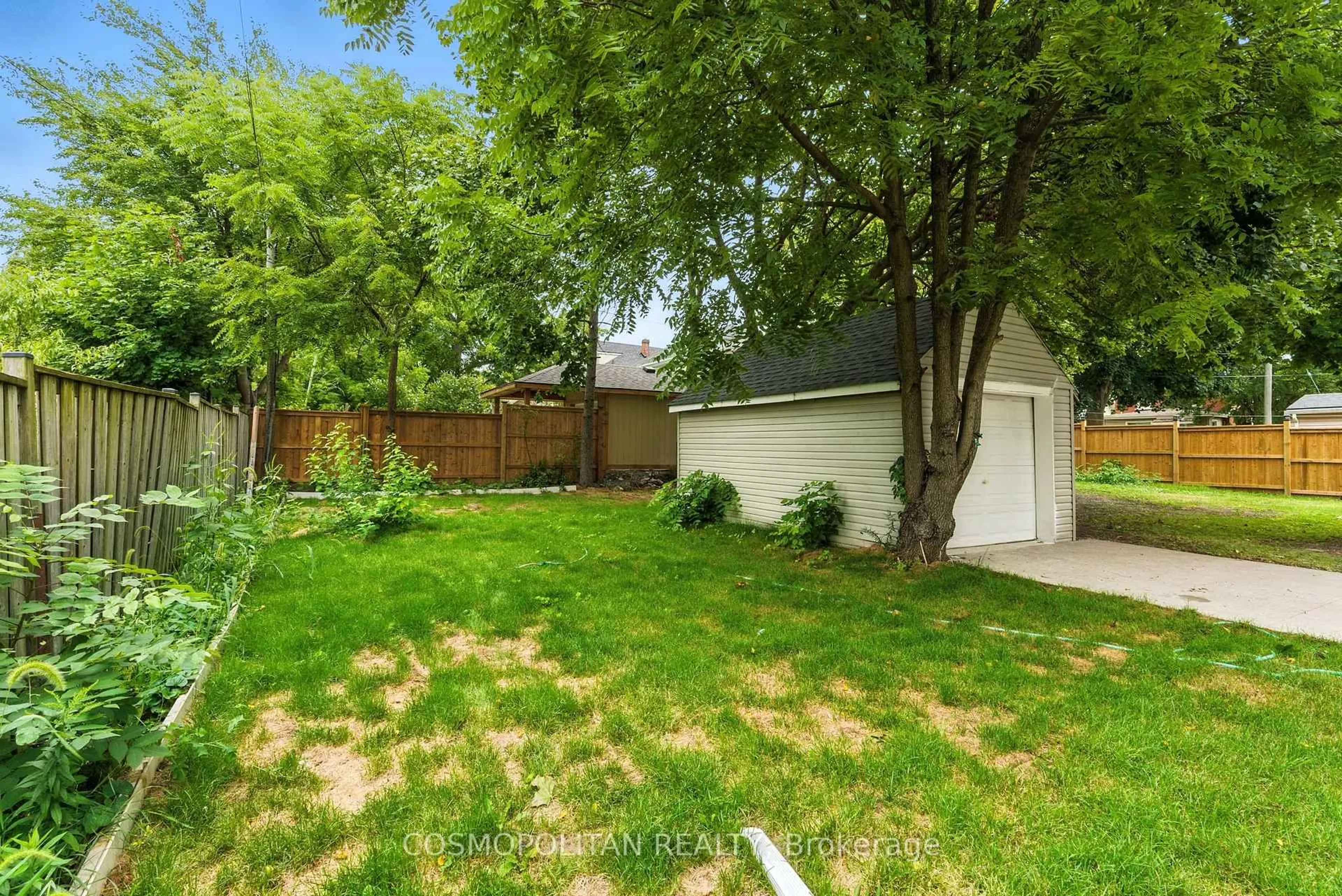 Unknown for 5093 STAMFORD St, Niagara Falls Ontario L2E 1M7