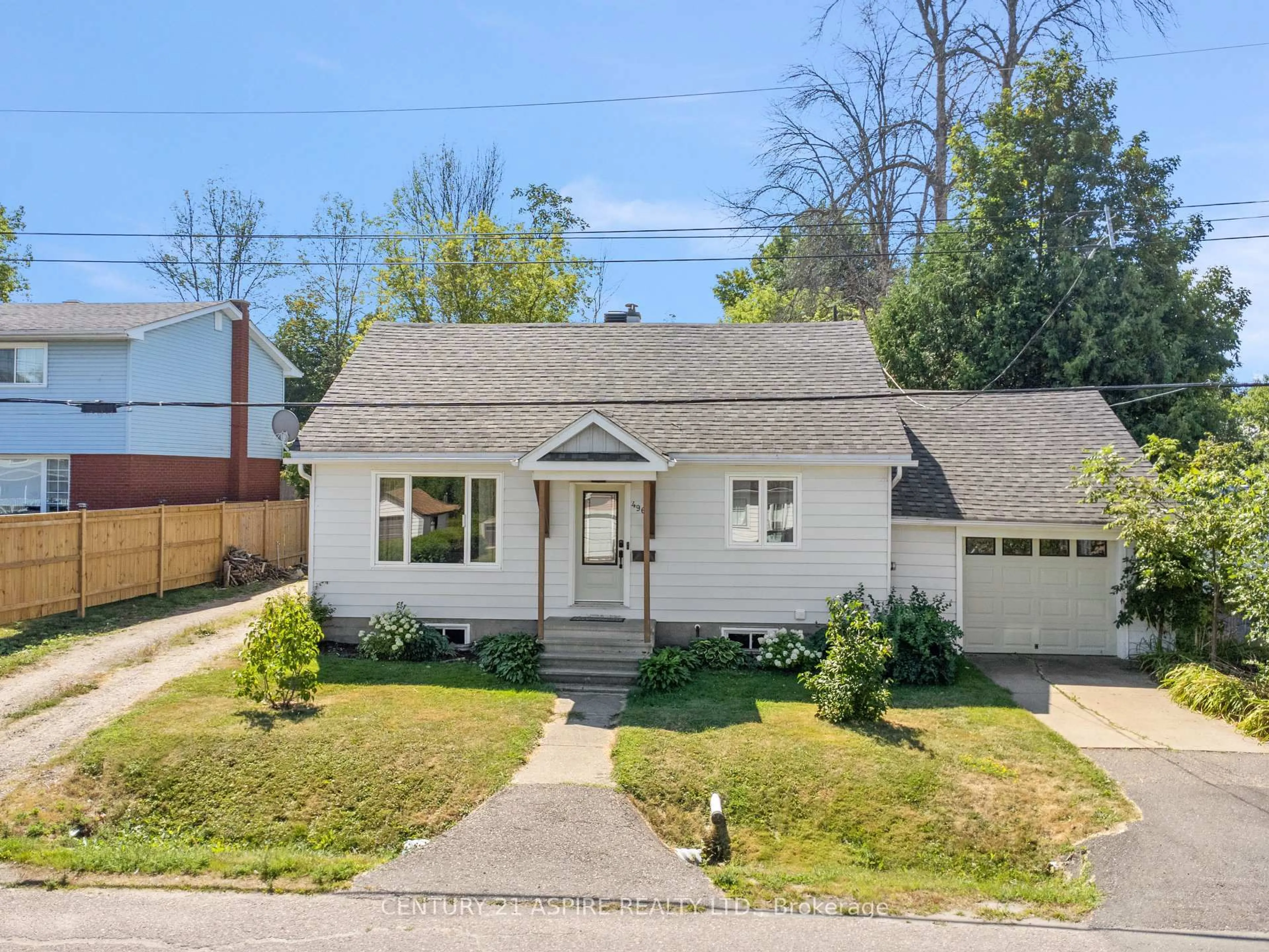 A pic from outside/outdoor area/front of a property/back of a property/a pic from drone, street for 496 Wilbert St, Pembroke Ontario K8A 3G6