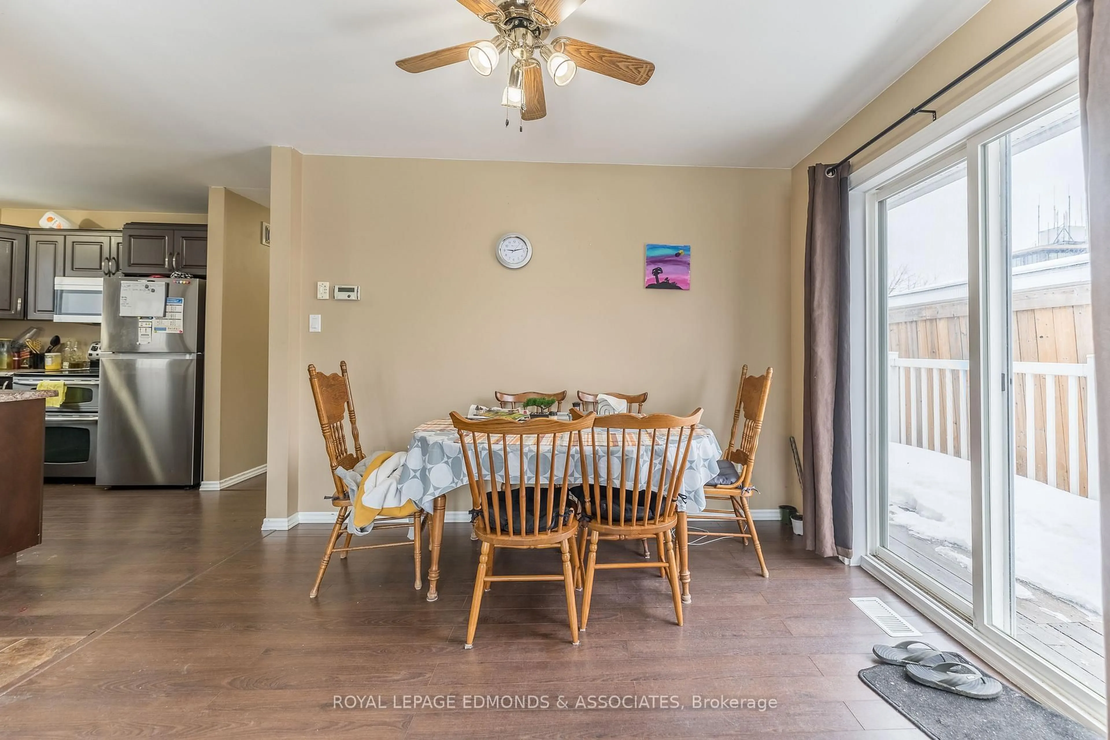 Dining room, wood/laminate floor for 513 BROADVIEW Dr, Pembroke Ontario K8A 7W2