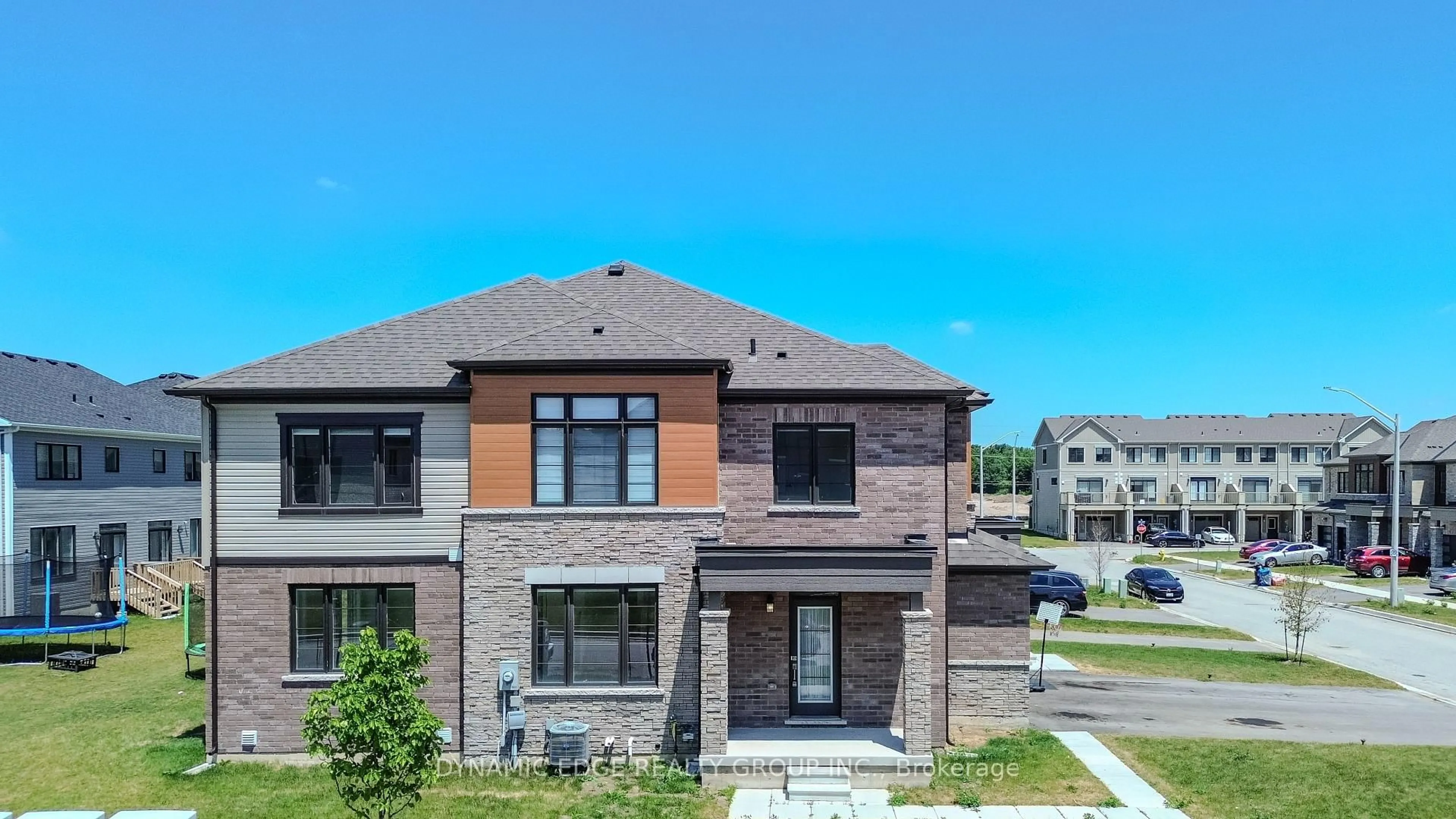 Home with brick exterior material, street for 29 Lavender Rd, Thorold Ontario L3B 0L4