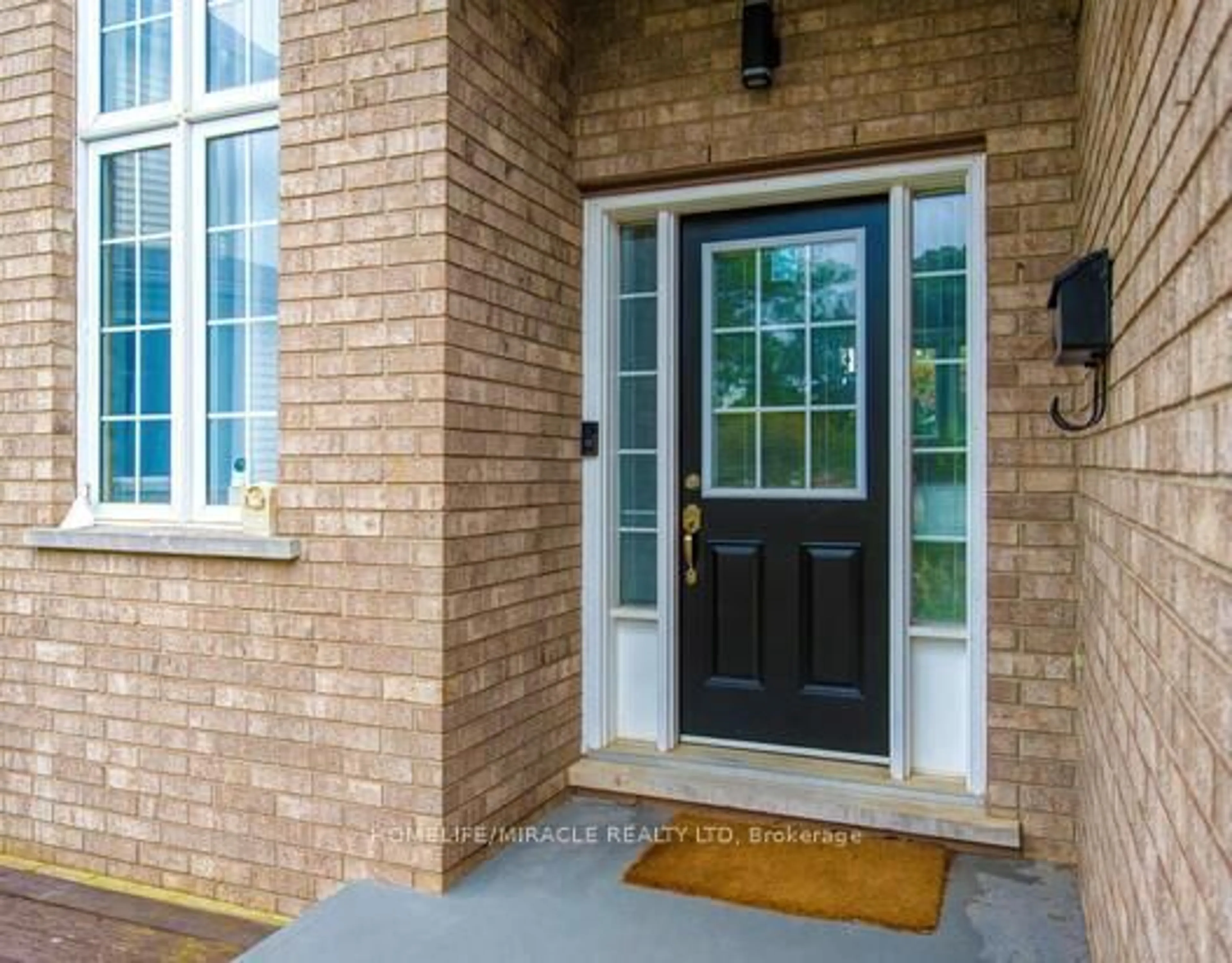 Home with brick exterior material, street for 550 Penny Lane, Waterloo Ontario N2T 2L3