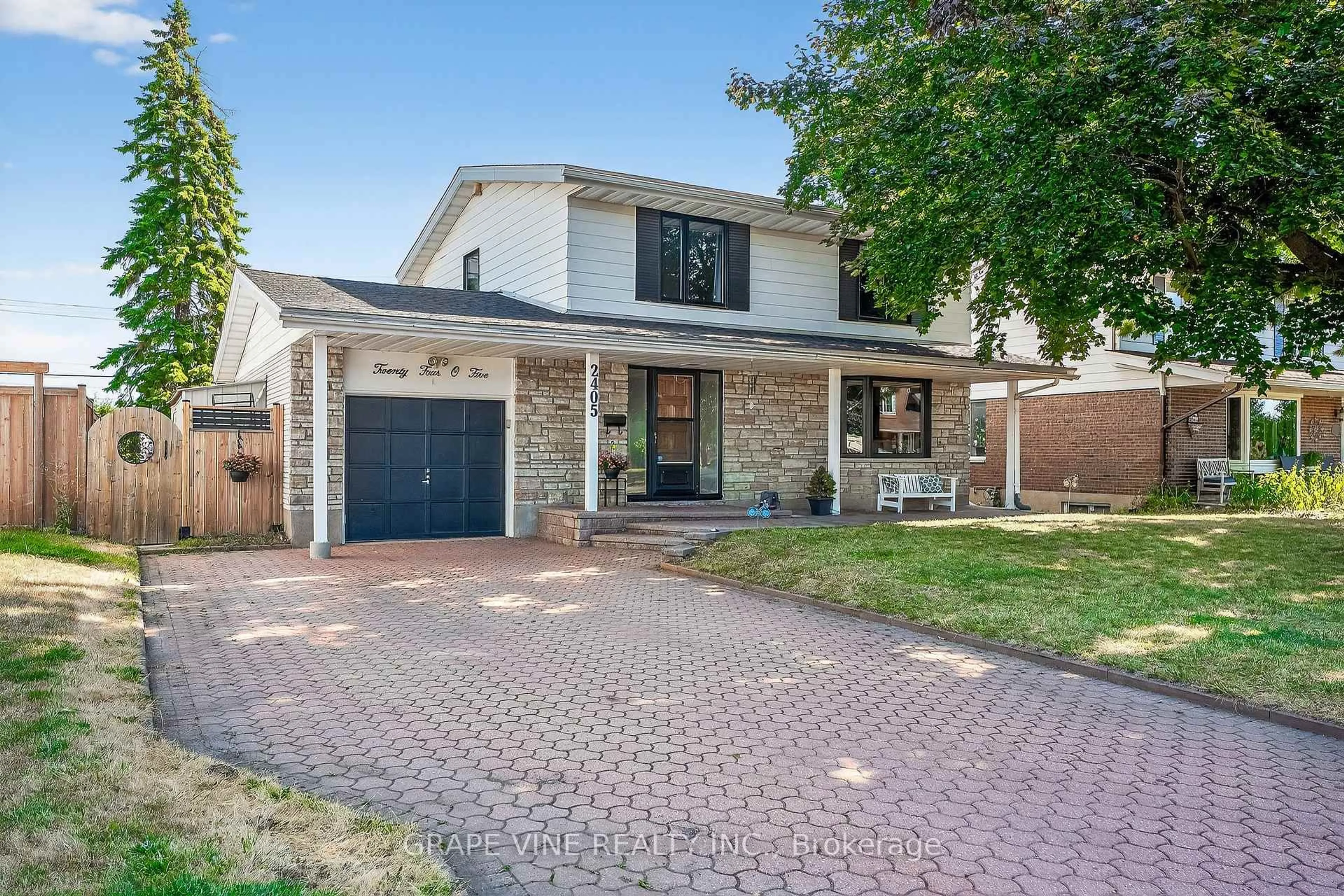 Home with brick exterior material, street for 2405 Dwight Cres, Ottawa Ontario K1G 1C7