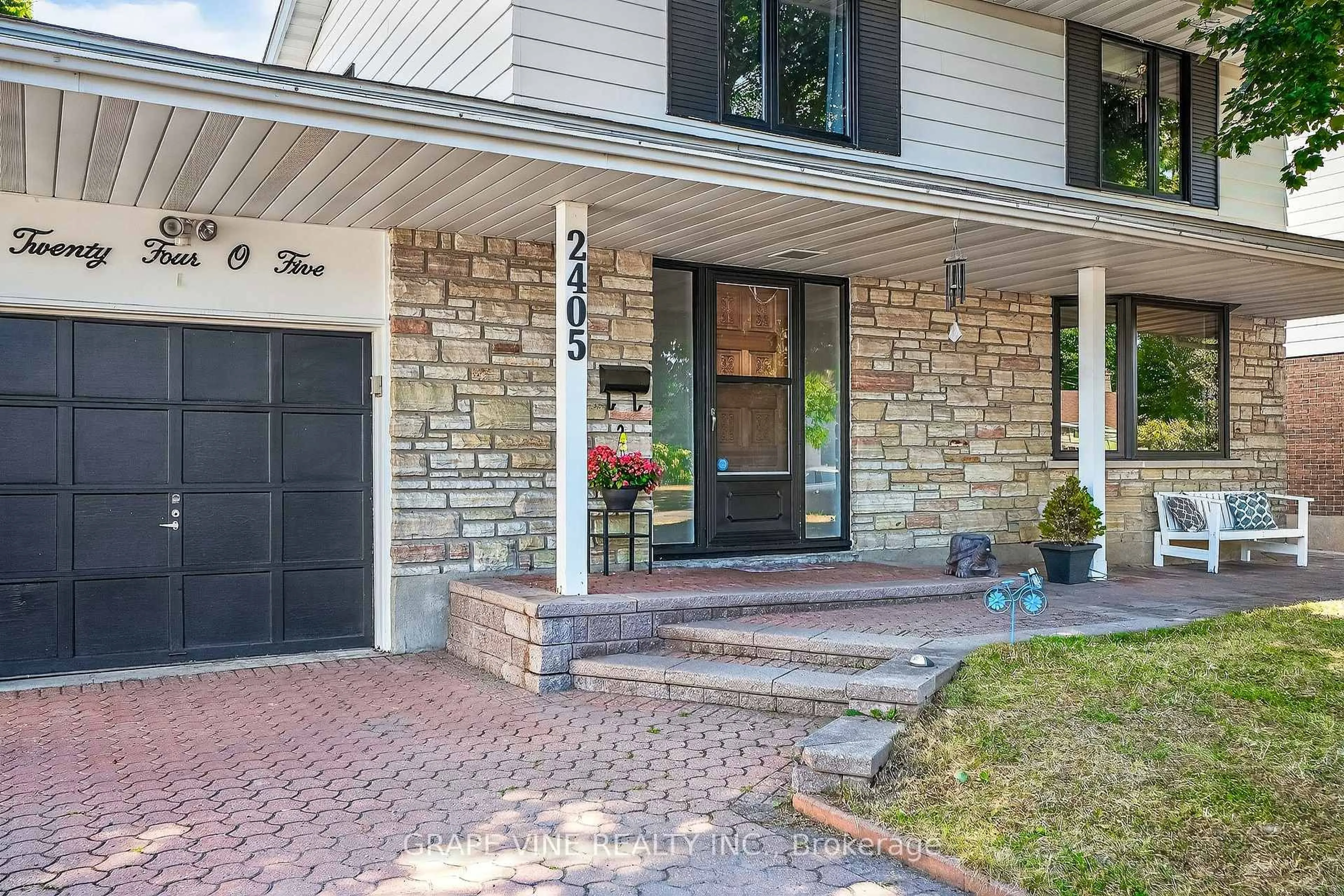 Home with brick exterior material, street for 2405 Dwight Cres, Ottawa Ontario K1G 1C7