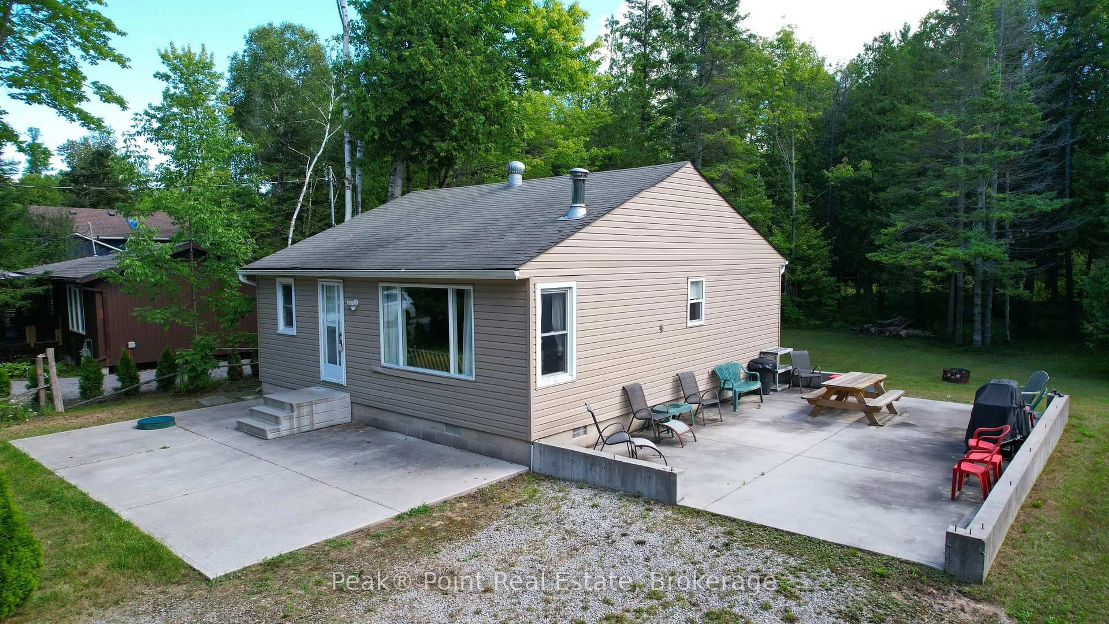Unknown for 607 Third Ave, South Bruce Peninsula Ontario N0H 2G0