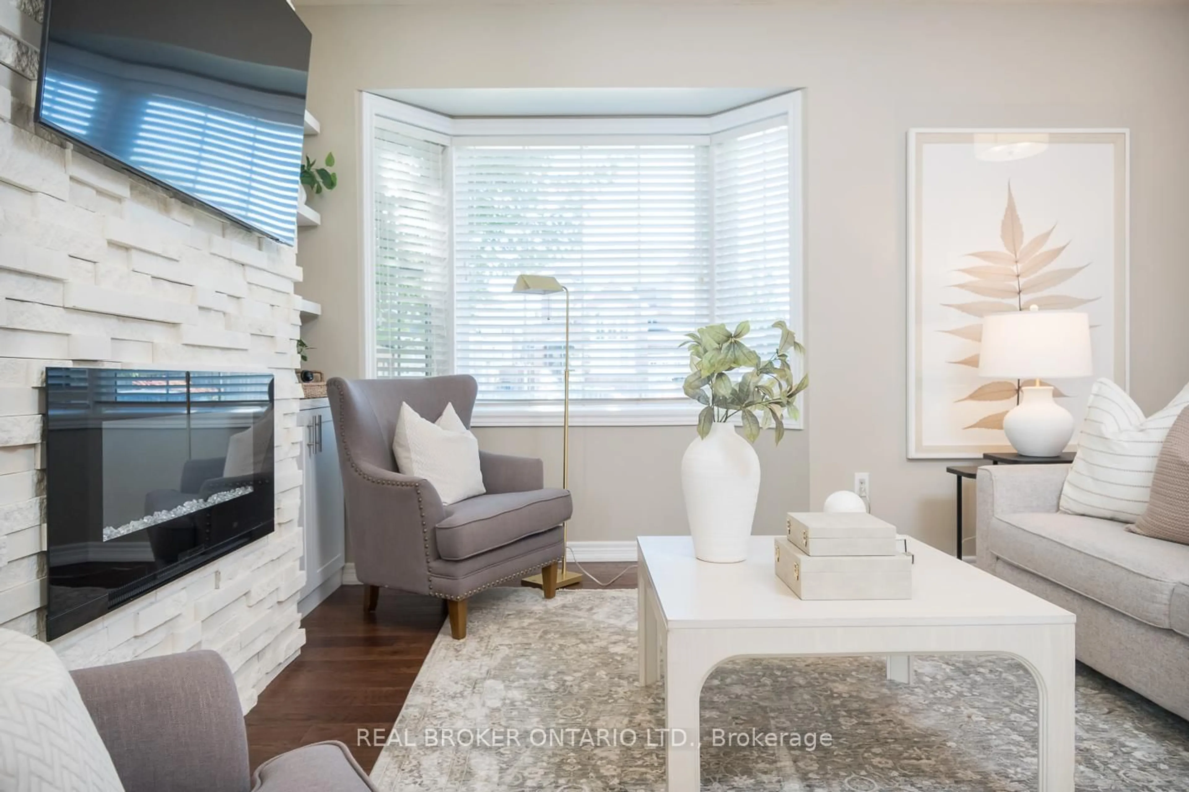 Living room with furniture, unknown for 90 Raymond Rd #28, Hamilton Ontario L9K 0J6