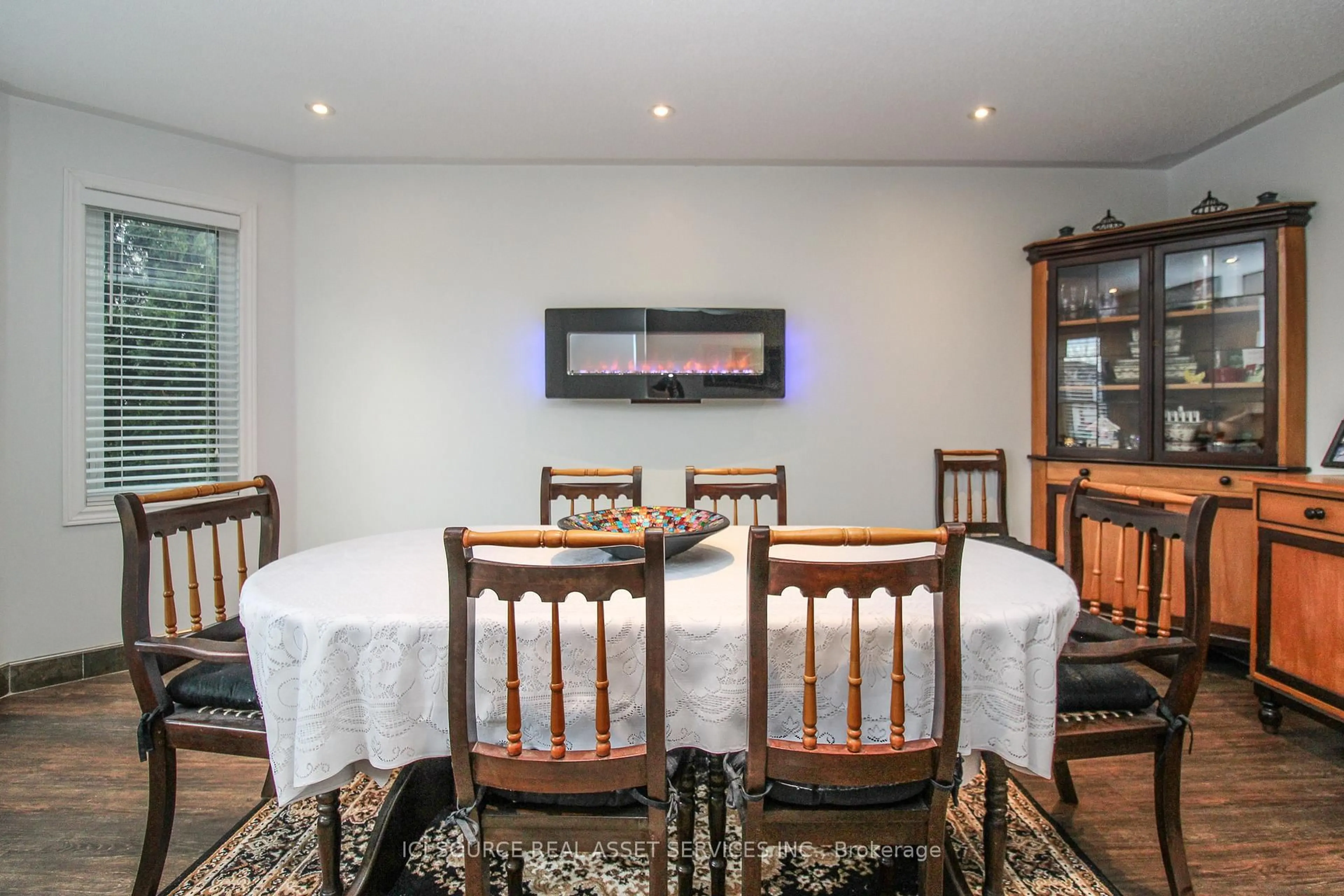 Dining room, unknown for 260 O'DETTE Rd, Peterborough Ontario K9K 2N8