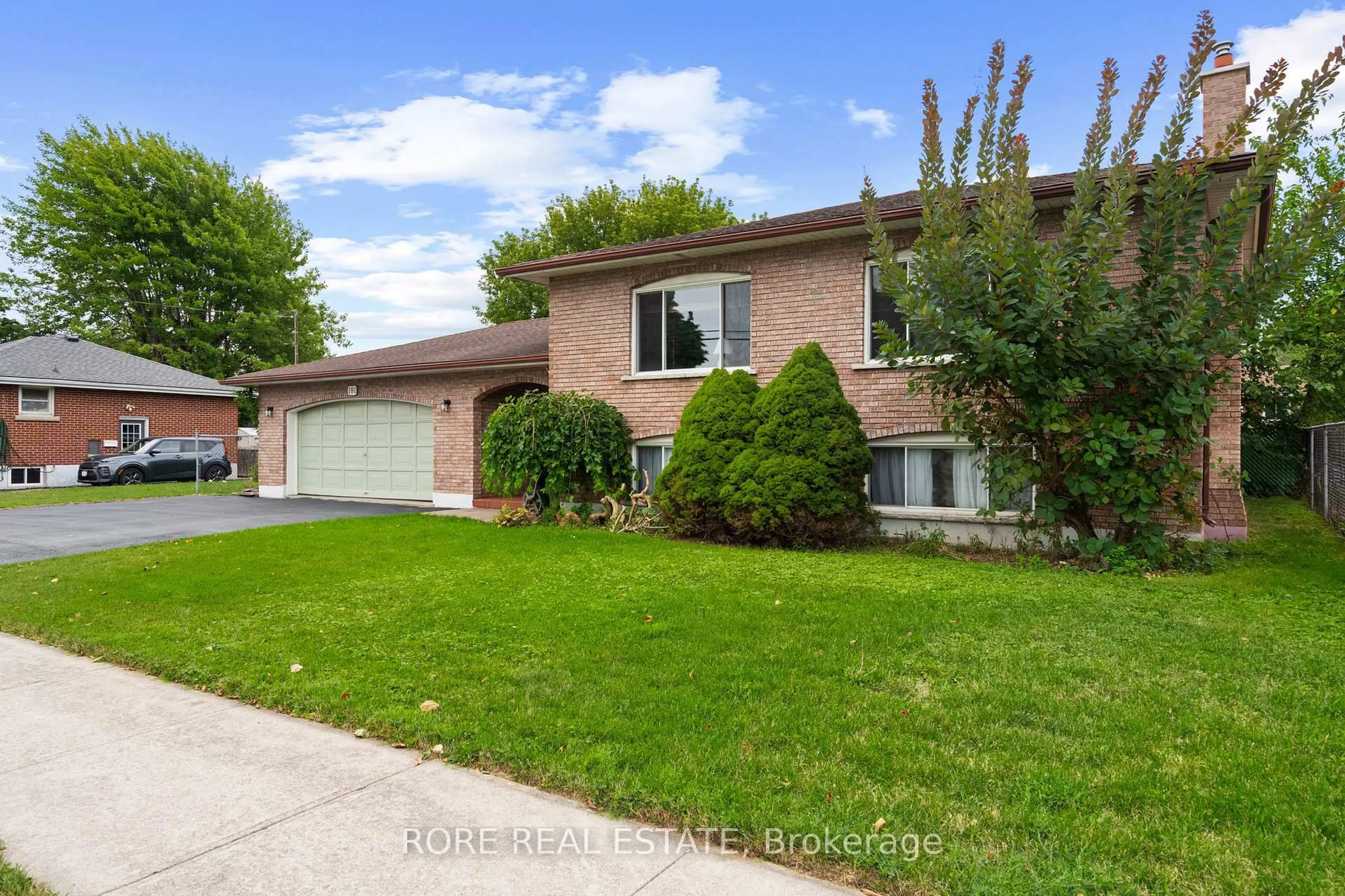Home with brick exterior material, street for 181 Gilmore Rd, Fort Erie Ontario L2A 2M2