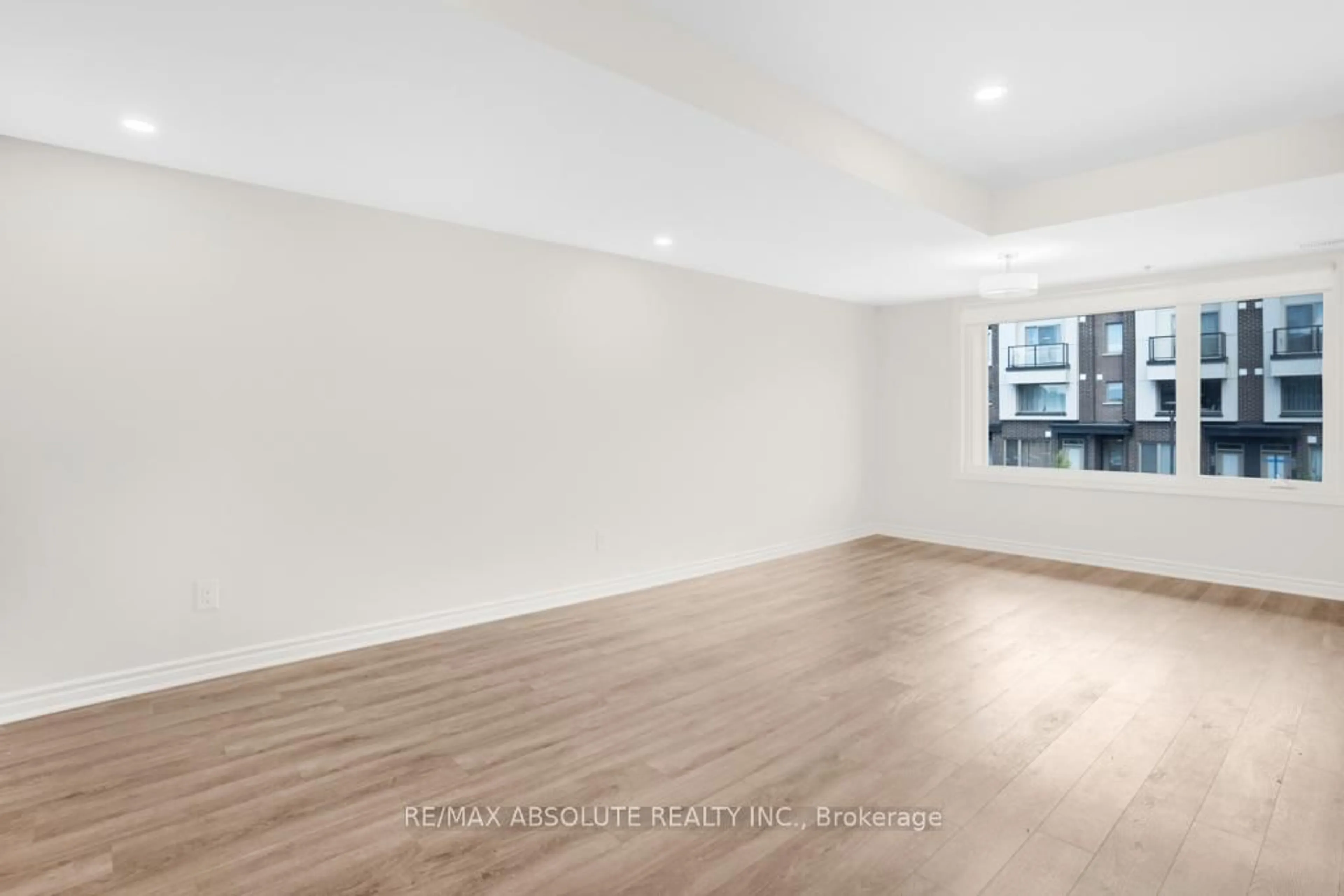 A pic of a room for 621 MAKWA Private, Ottawa Ontario K1K 5A4