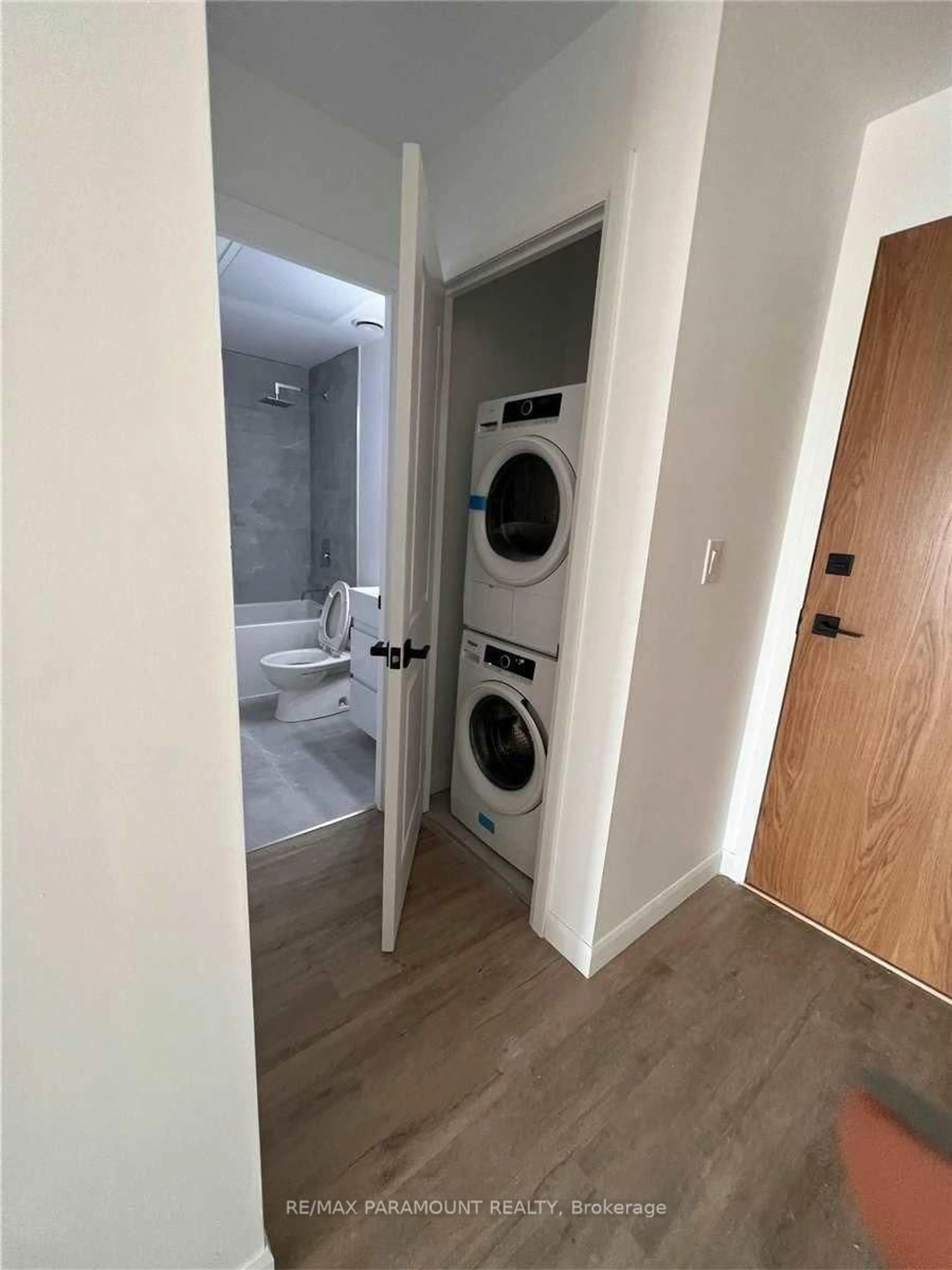 Laundry room for 7 Erie Ave #608, Brantford Ontario N3S 0K5