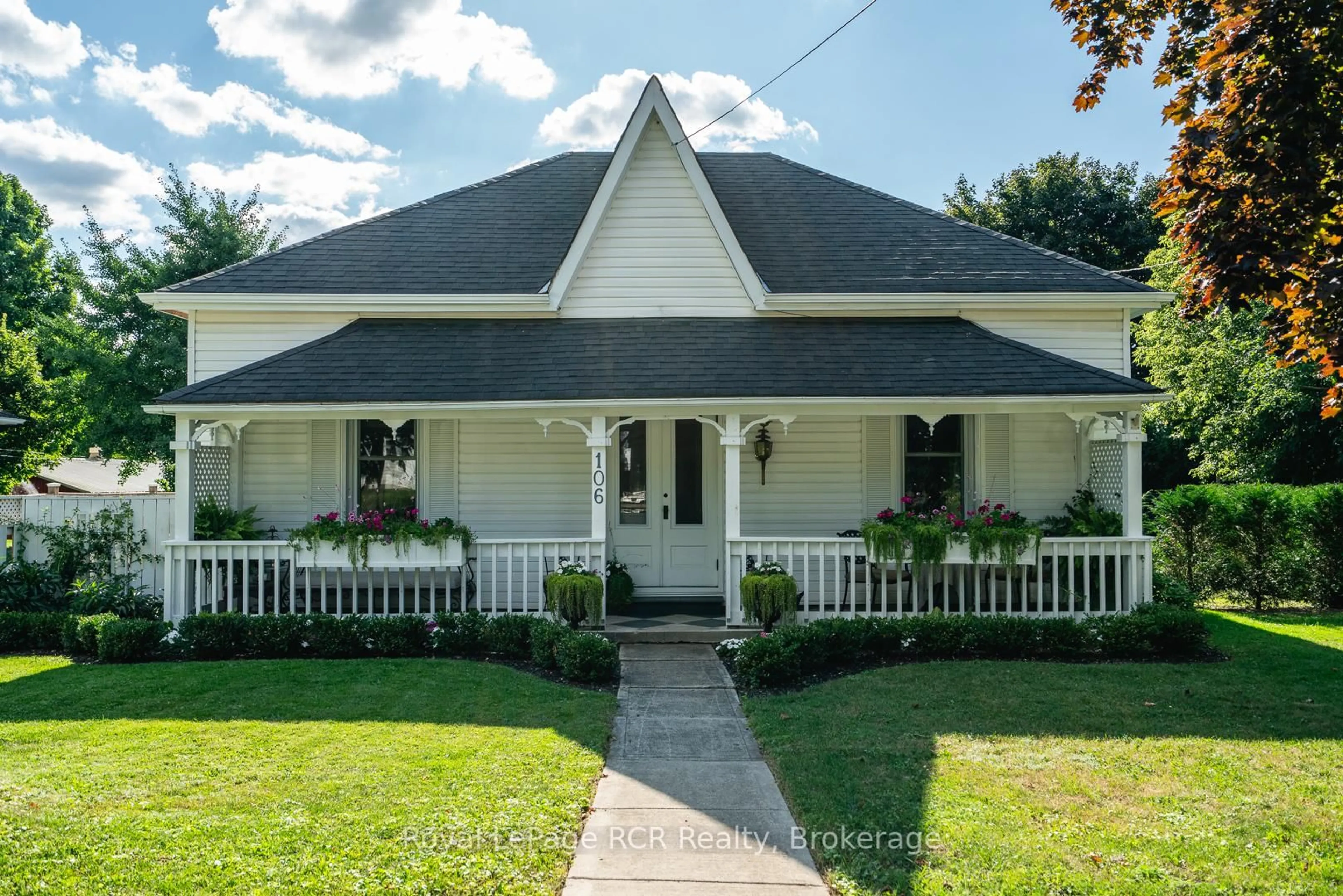 Home with vinyl exterior material, street for 106 Bruce St, West Grey Ontario N0G 1R0