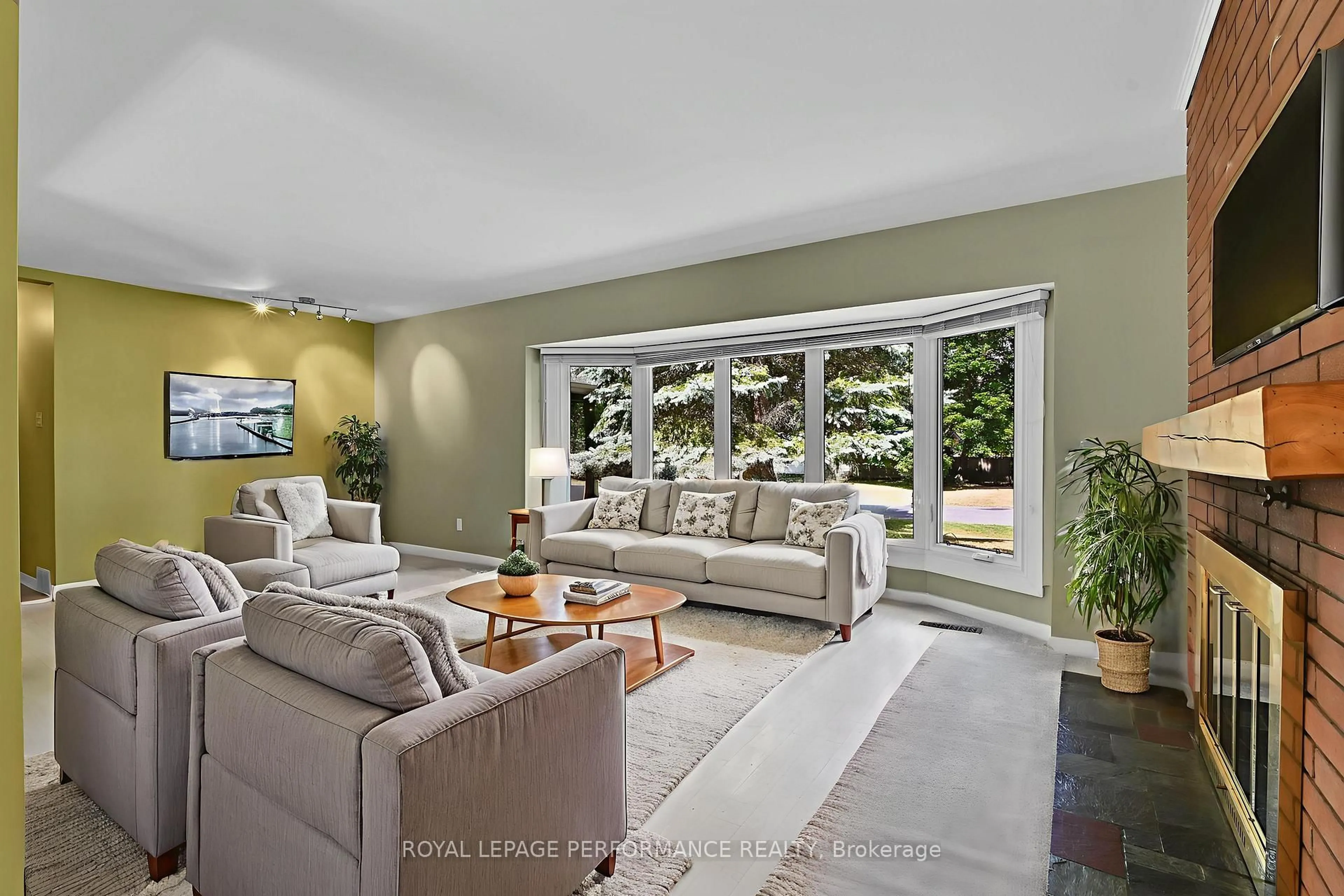 Living room with furniture, ceramic/tile floor for 50 Stinson Ave, Ottawa Ontario K2H 6N4