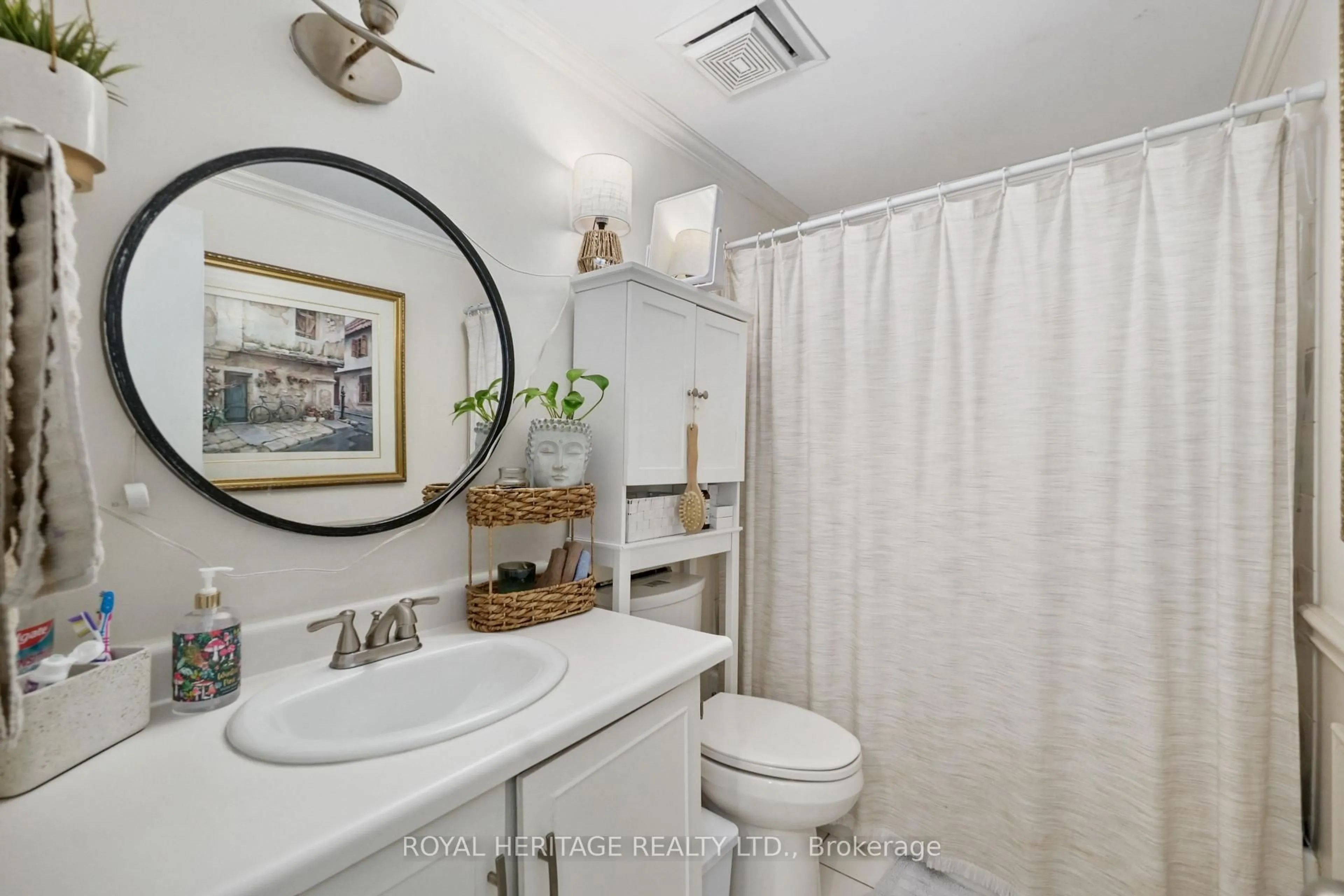 Standard bathroom, ceramic/tile floor for 494 Elgin St #5, Cobourg Ontario K9A 4T6