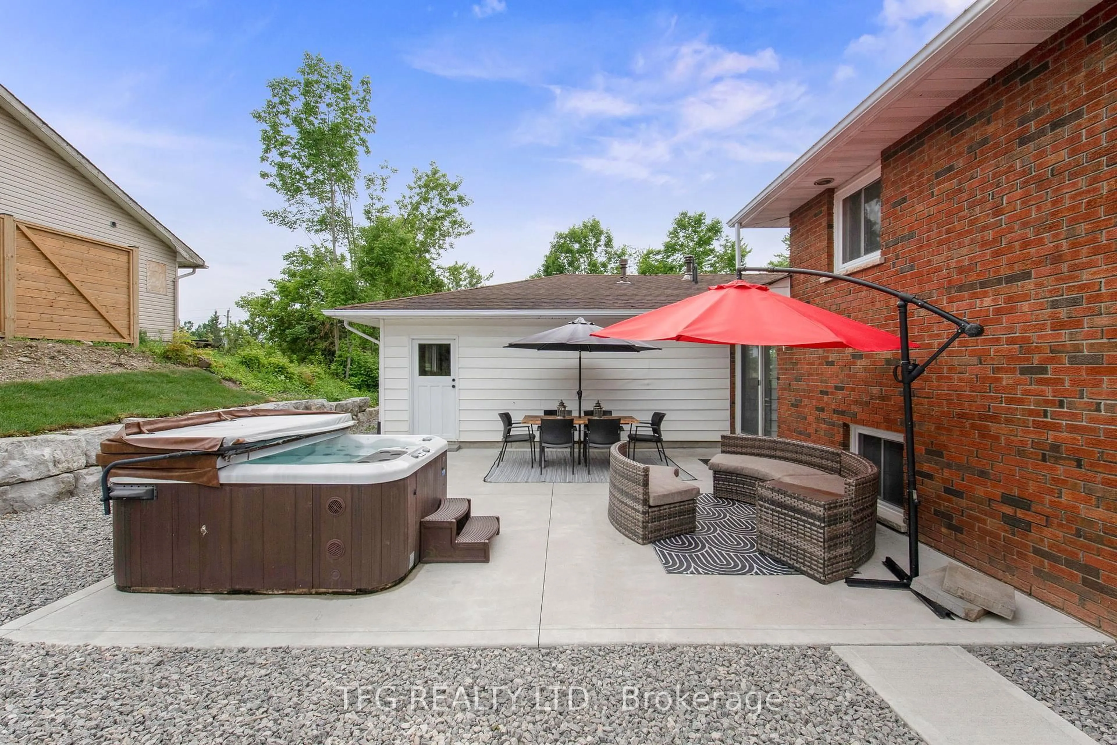 Patio, unknown for 386 Mount Nebo Rd, Kawartha Lakes Ontario K0L 2W0